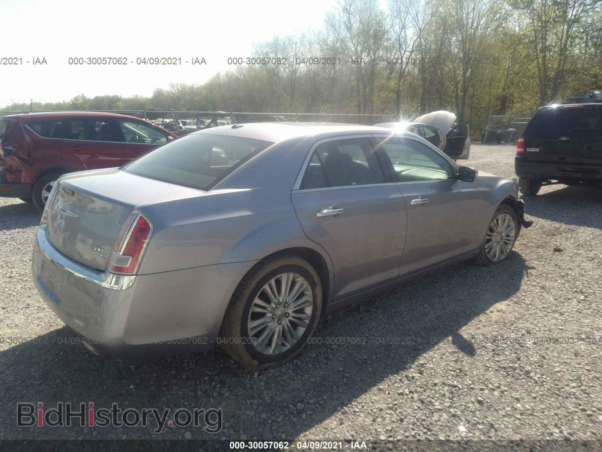 2013 CHRYSLER 300 - VIN: 2C3CCAKG4DH596286 - Фото 4