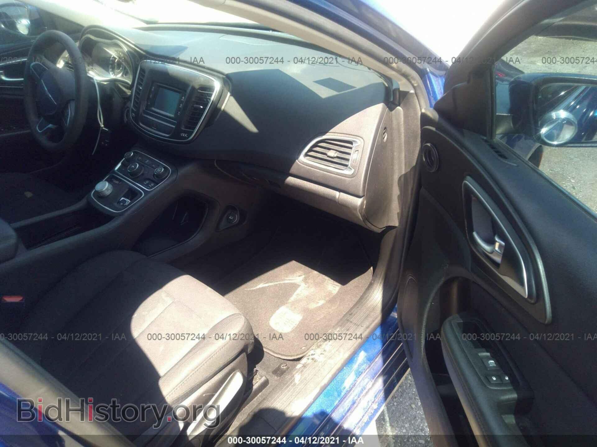 2015 CHRYSLER 200 - VIN: 1C3CCCAB2FN689822 - Фото 5