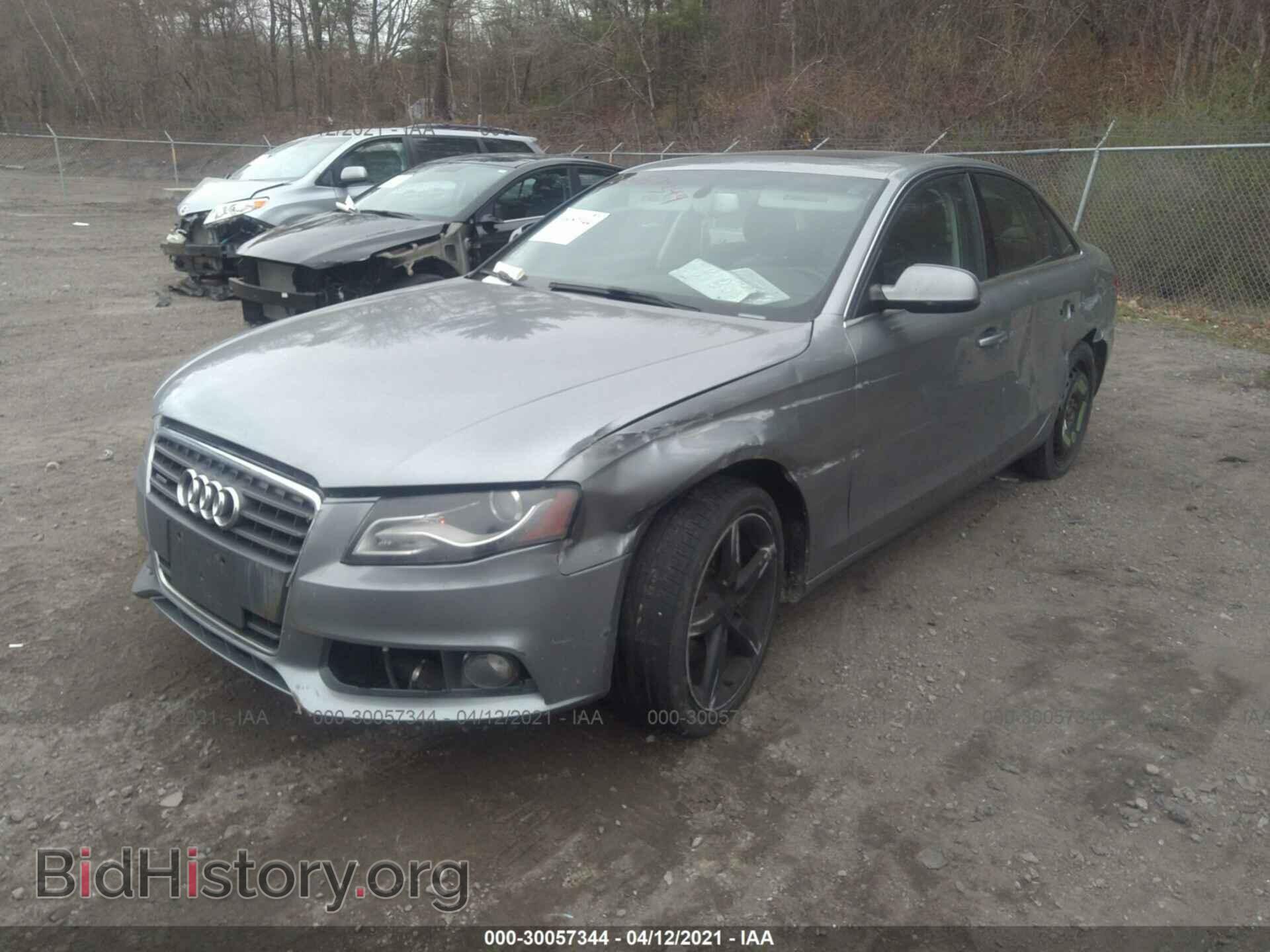 2011 AUDI A4 - VIN: WAUKFAFL2BN042400 - Фото 2