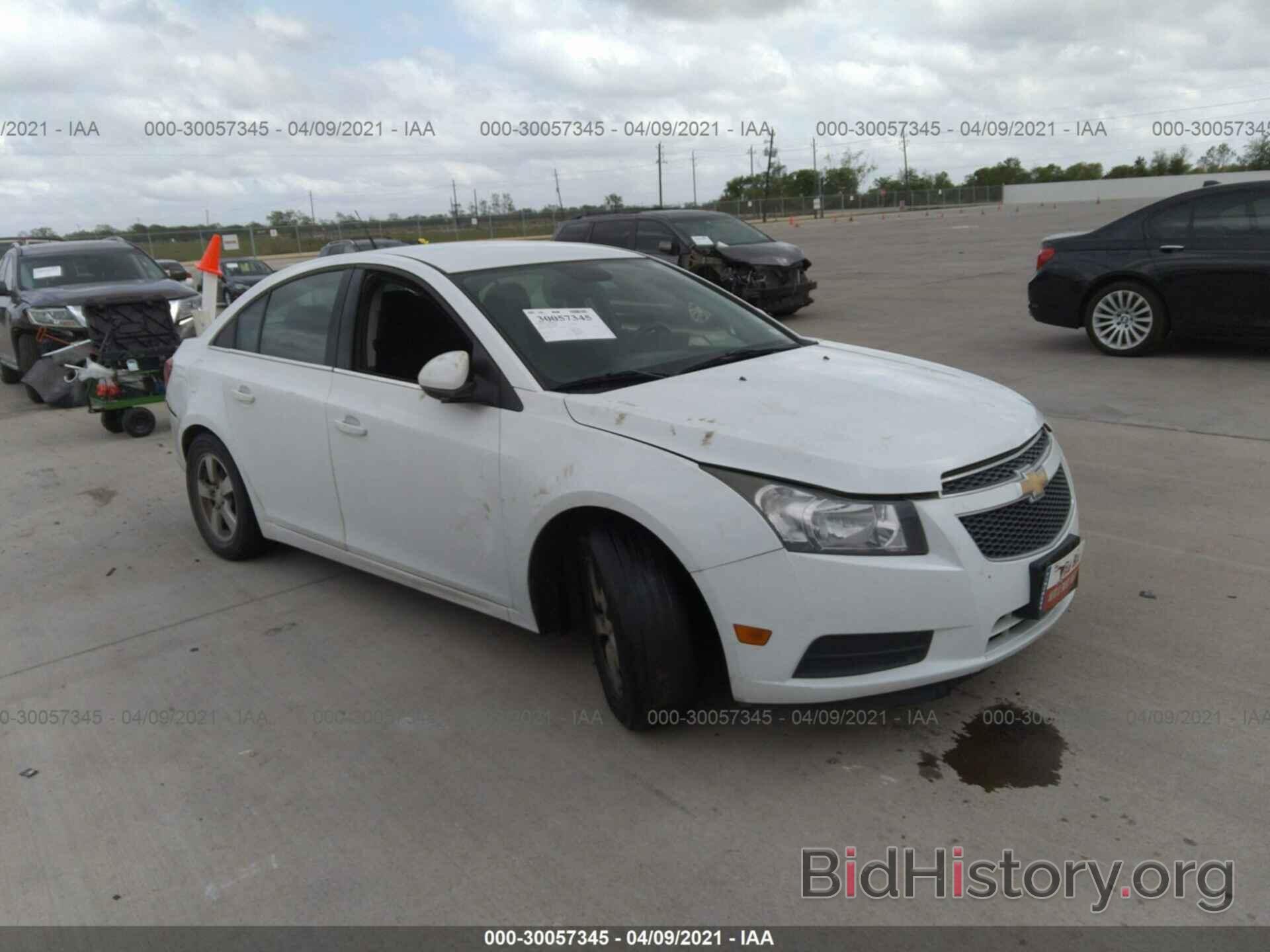 Photo 1G1PC5SB4D7106877 - CHEVROLET CRUZE 2013