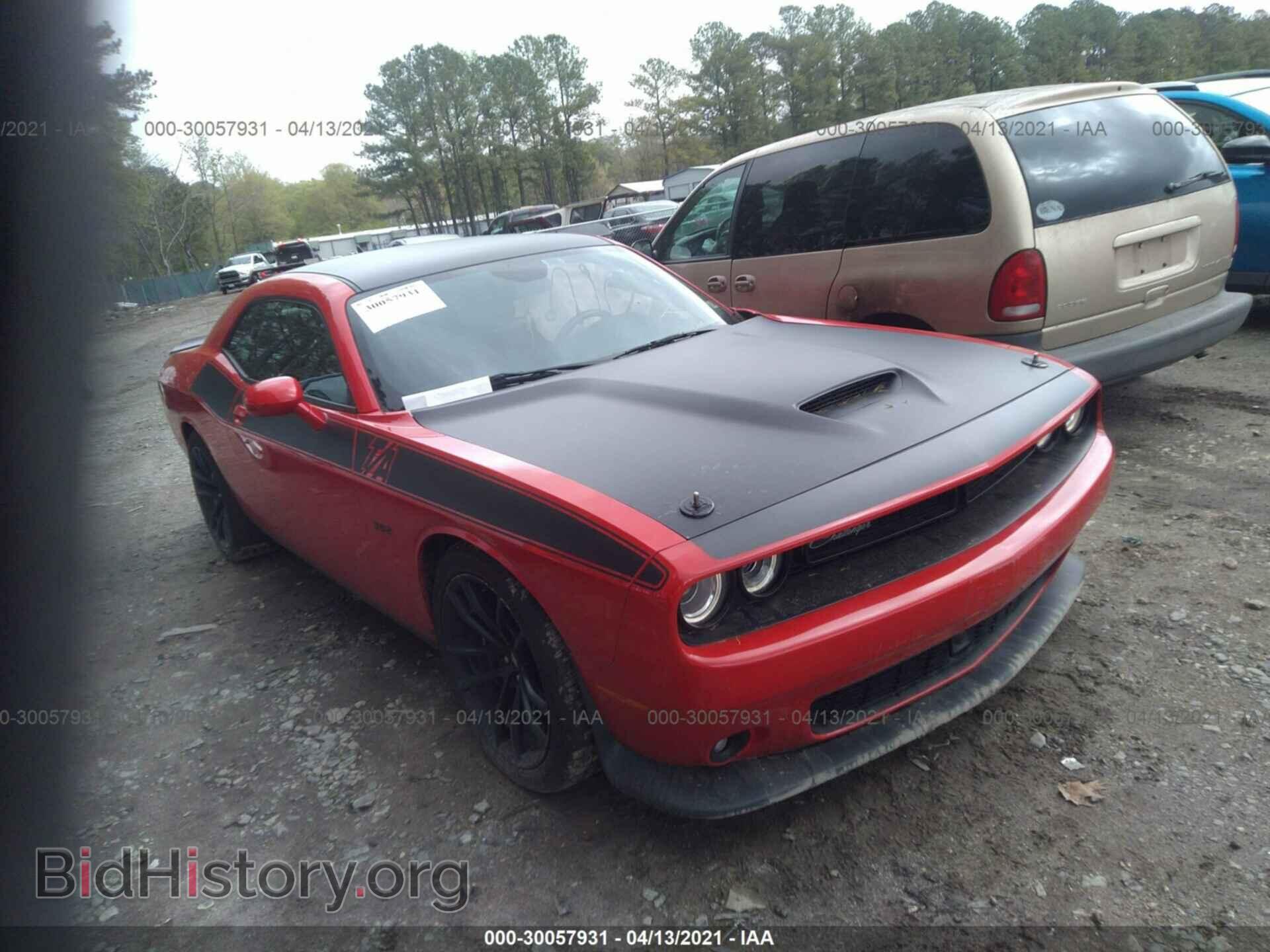 Photo 2C3CDZFJ2JH183117 - DODGE CHALLENGER 2018