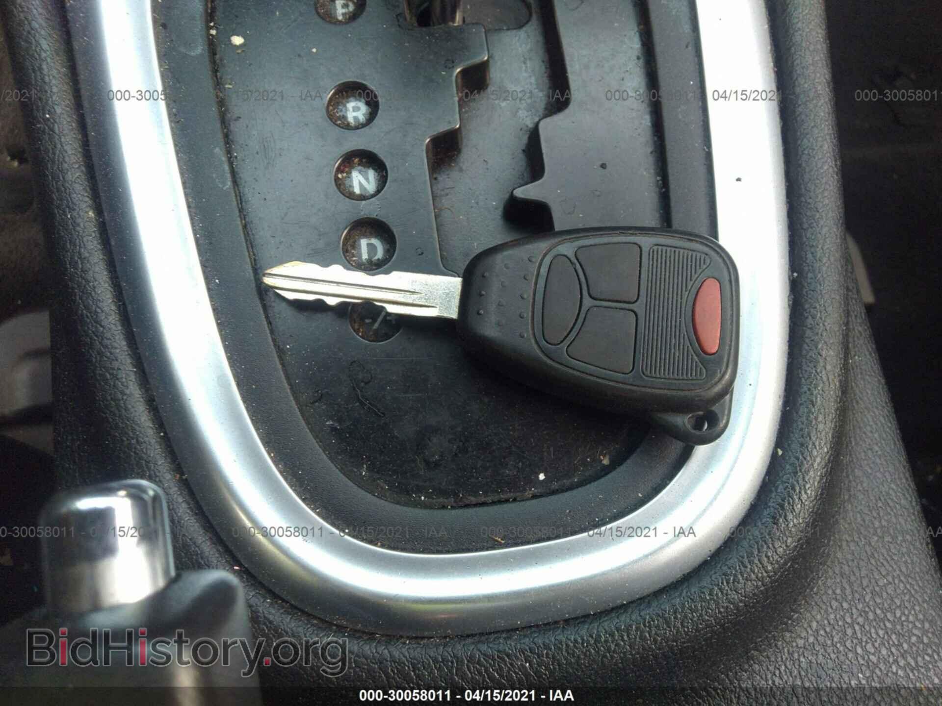 2012 CHRYSLER 200 - VIN: 1C3CCBCB0CN107218 - Фото 11