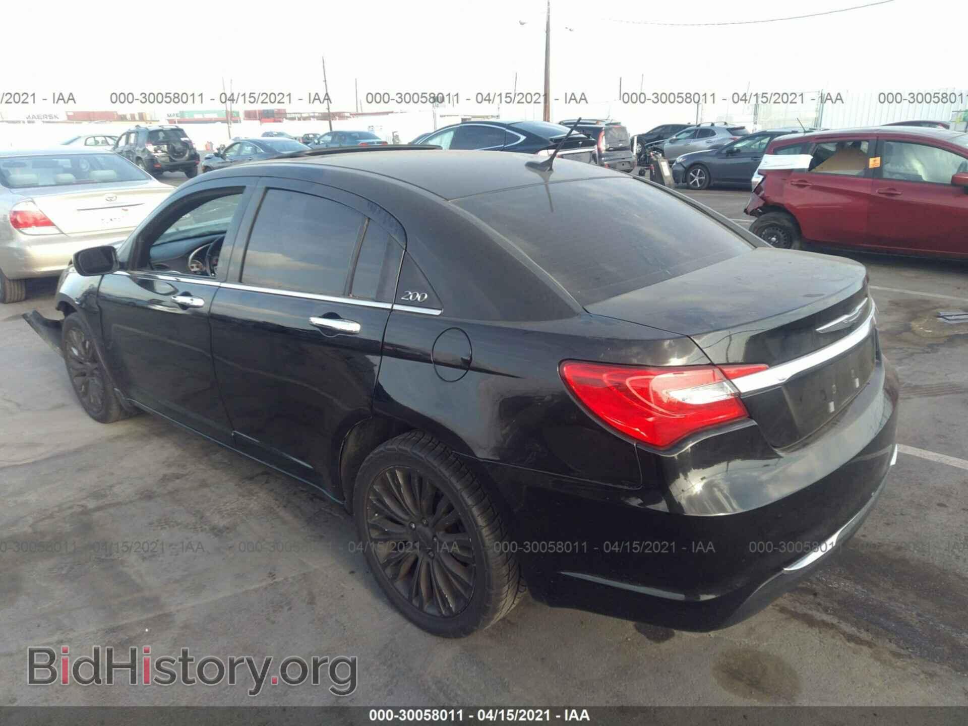 2012 CHRYSLER 200 - VIN: 1C3CCBCB0CN107218 - Фото 3