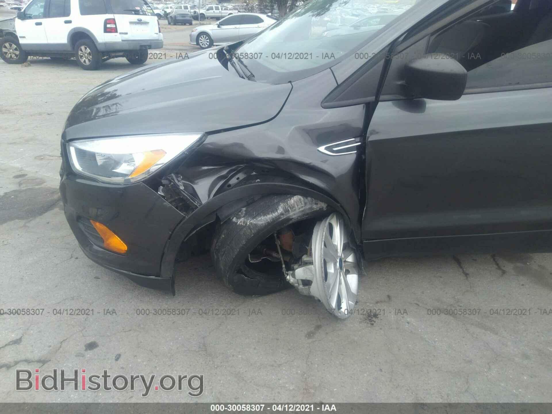 2017 FORD ESCAPE - VIN: 1FMCU0F72HUE74490 - Photo 6