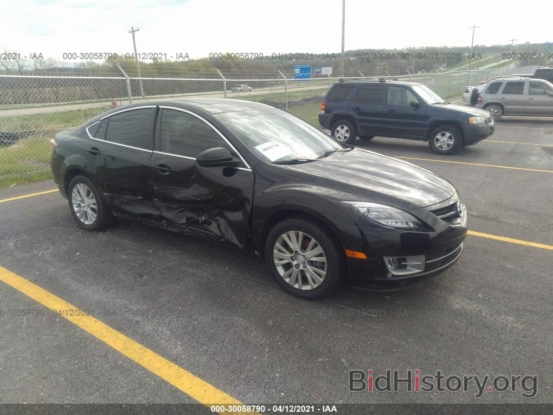 Photo 1YVHP82A095M35663 - MAZDA MAZDA6 2009