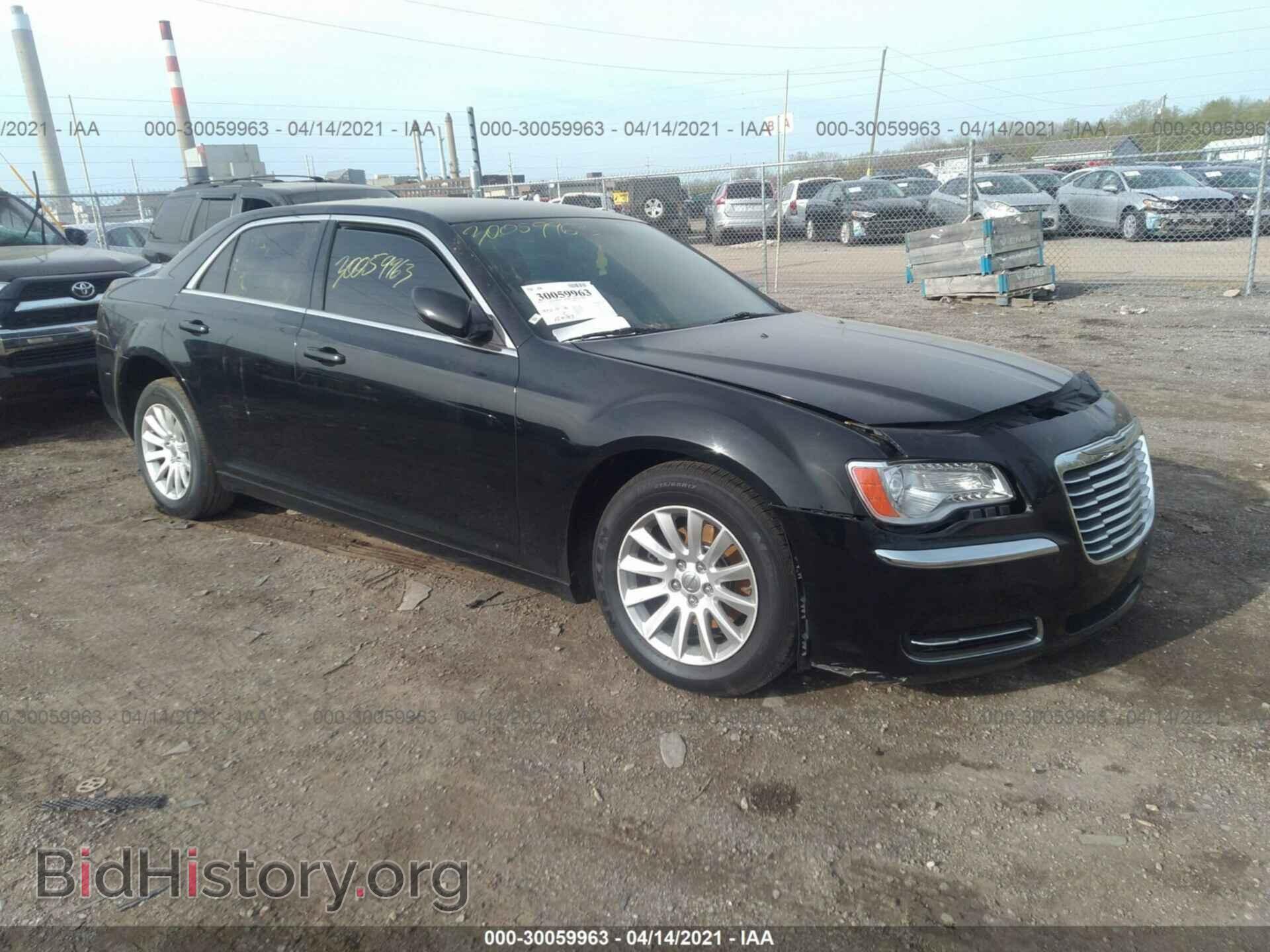 Photo 2C3CCAAGXDH608975 - CHRYSLER 300 2013