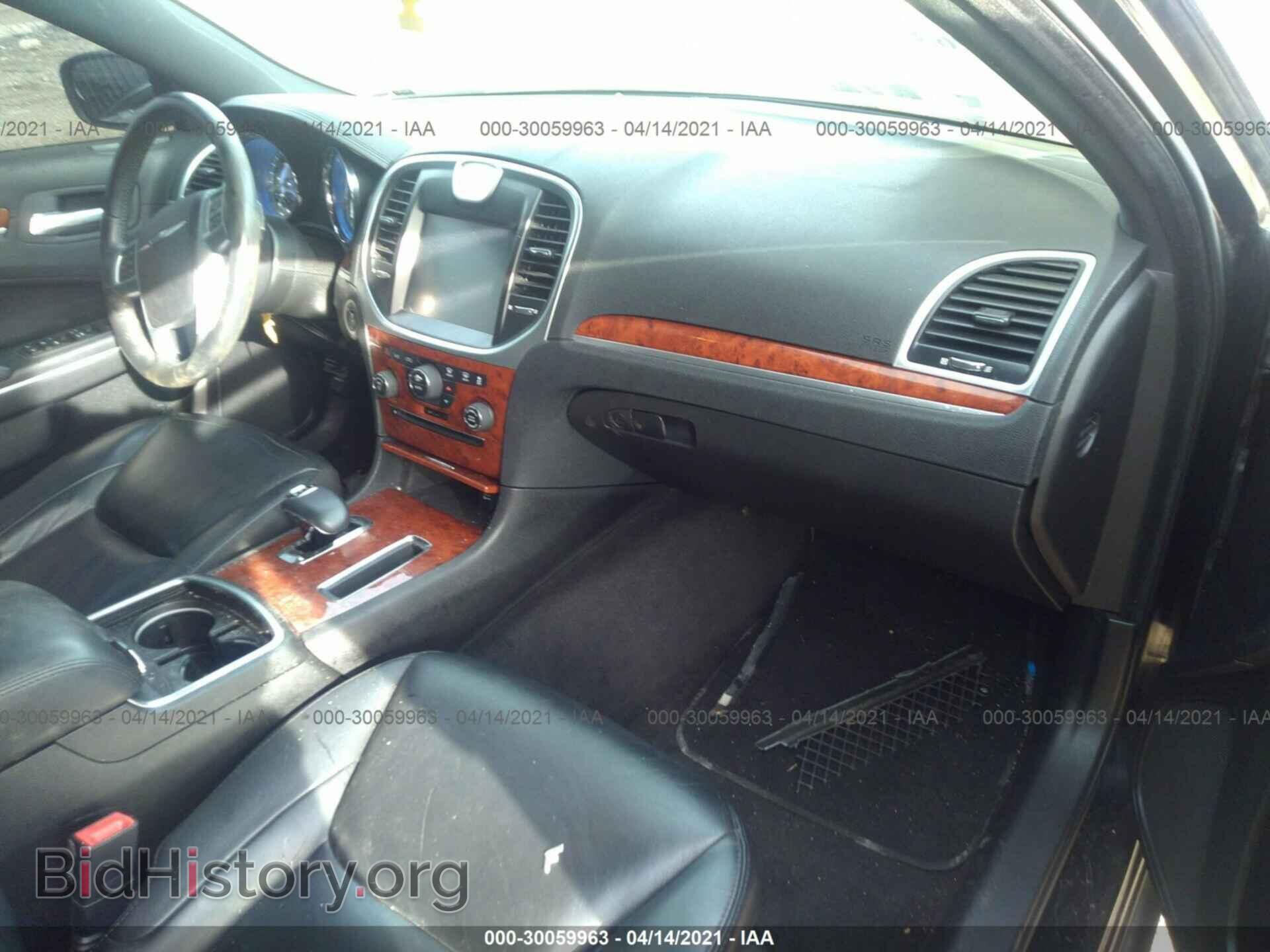 2013 CHRYSLER 300 - VIN: 2C3CCAAGXDH608975 - Photo 5