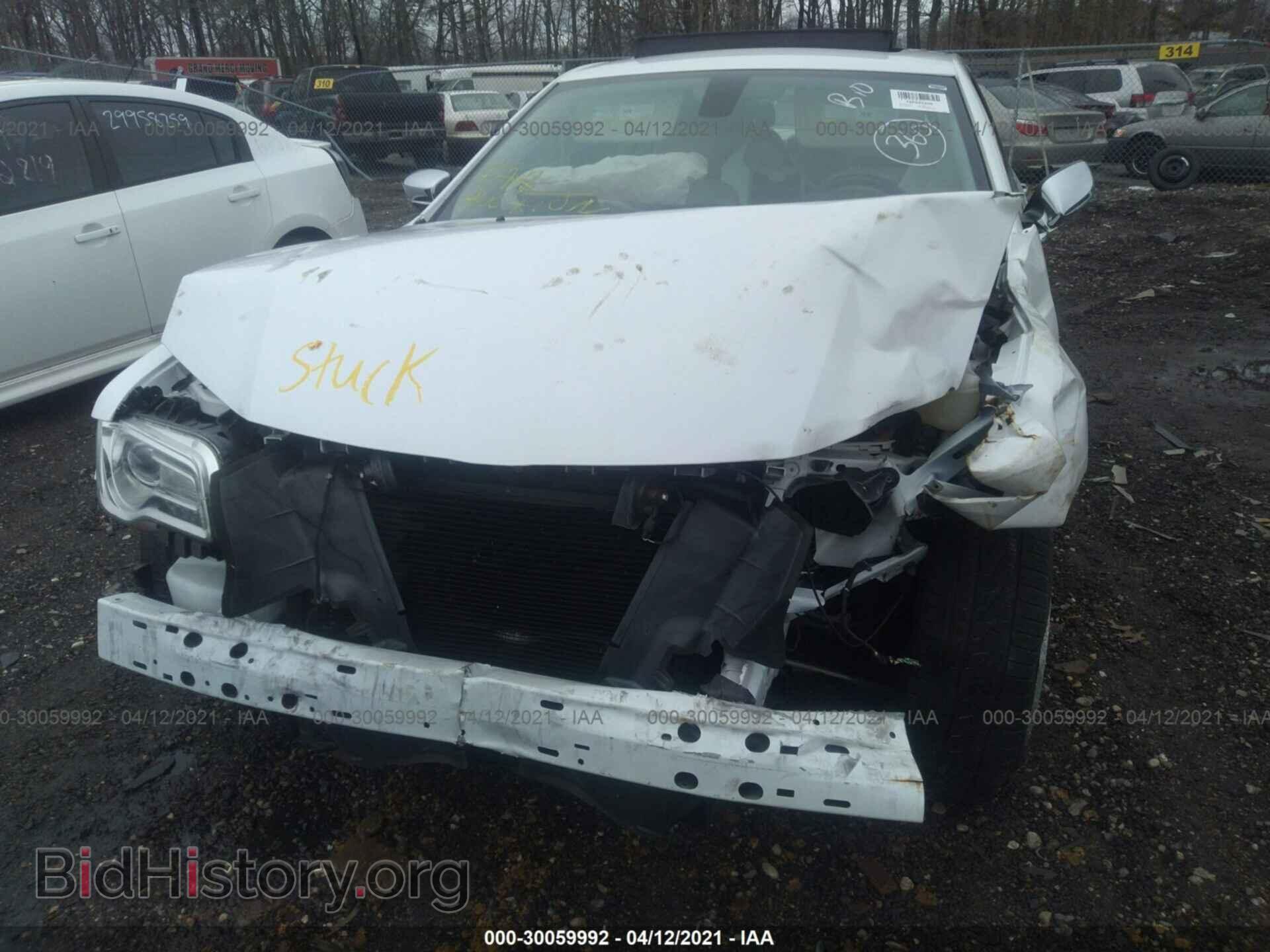 2016 CHRYSLER 300 - VIN: 2C3CCAEG9GH277935 - Фото 6