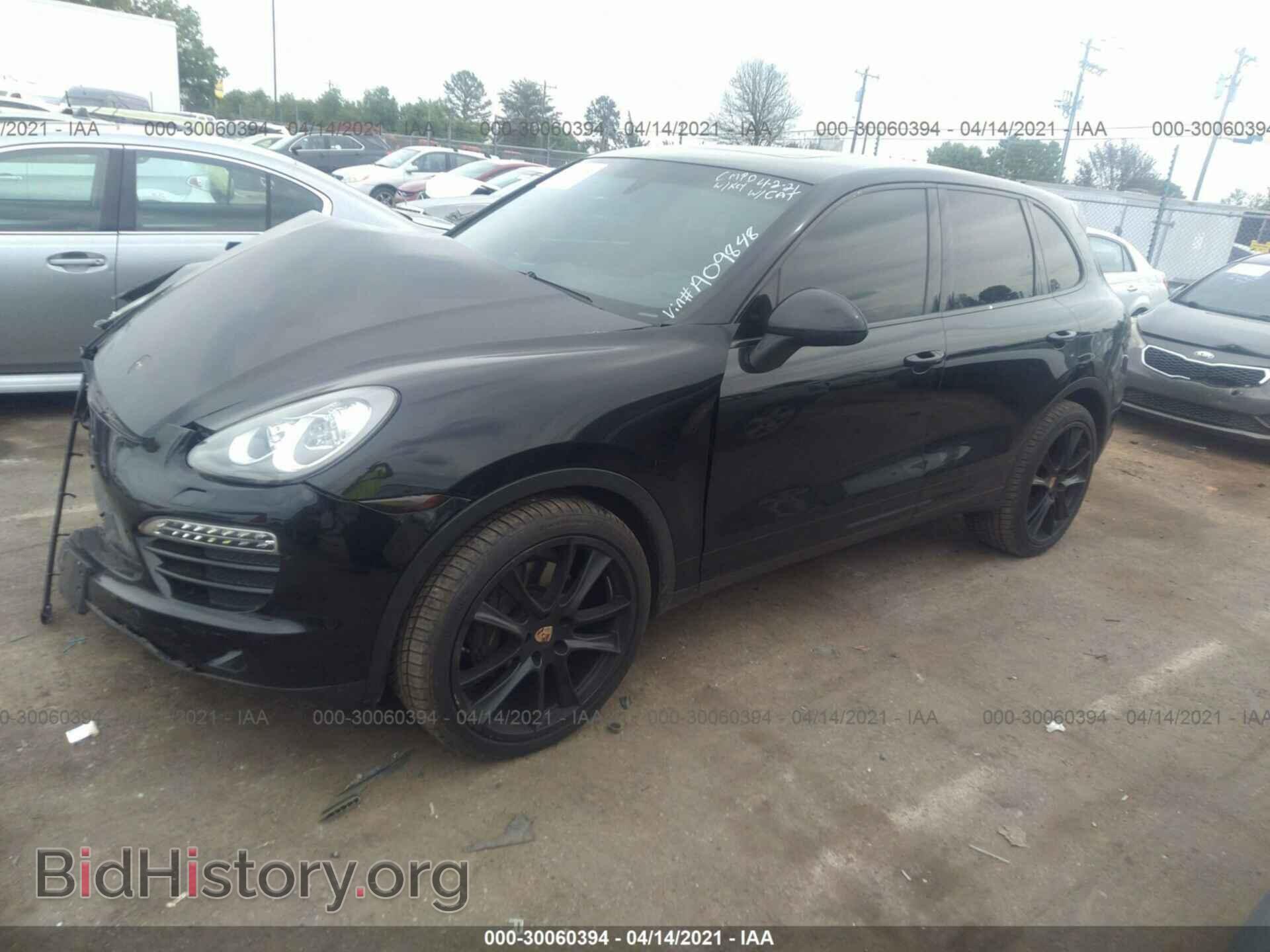 2012 PORSCHE CAYENNE - VIN: WP1AA2A26CLA09848 - Photo 2