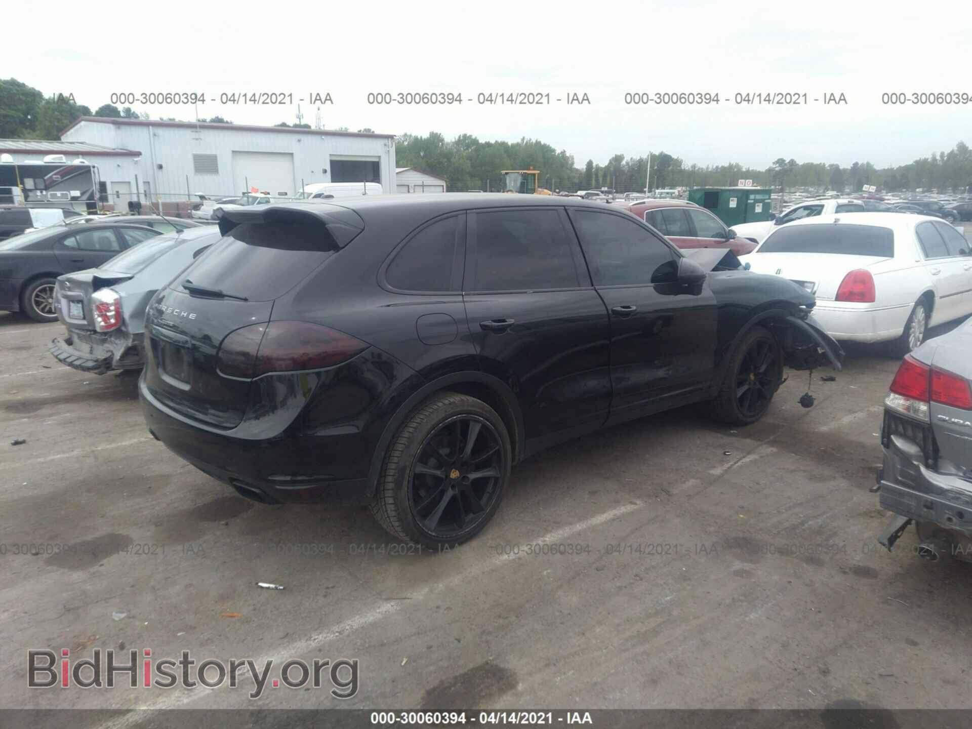 2012 PORSCHE CAYENNE - VIN: WP1AA2A26CLA09848 - Photo 4