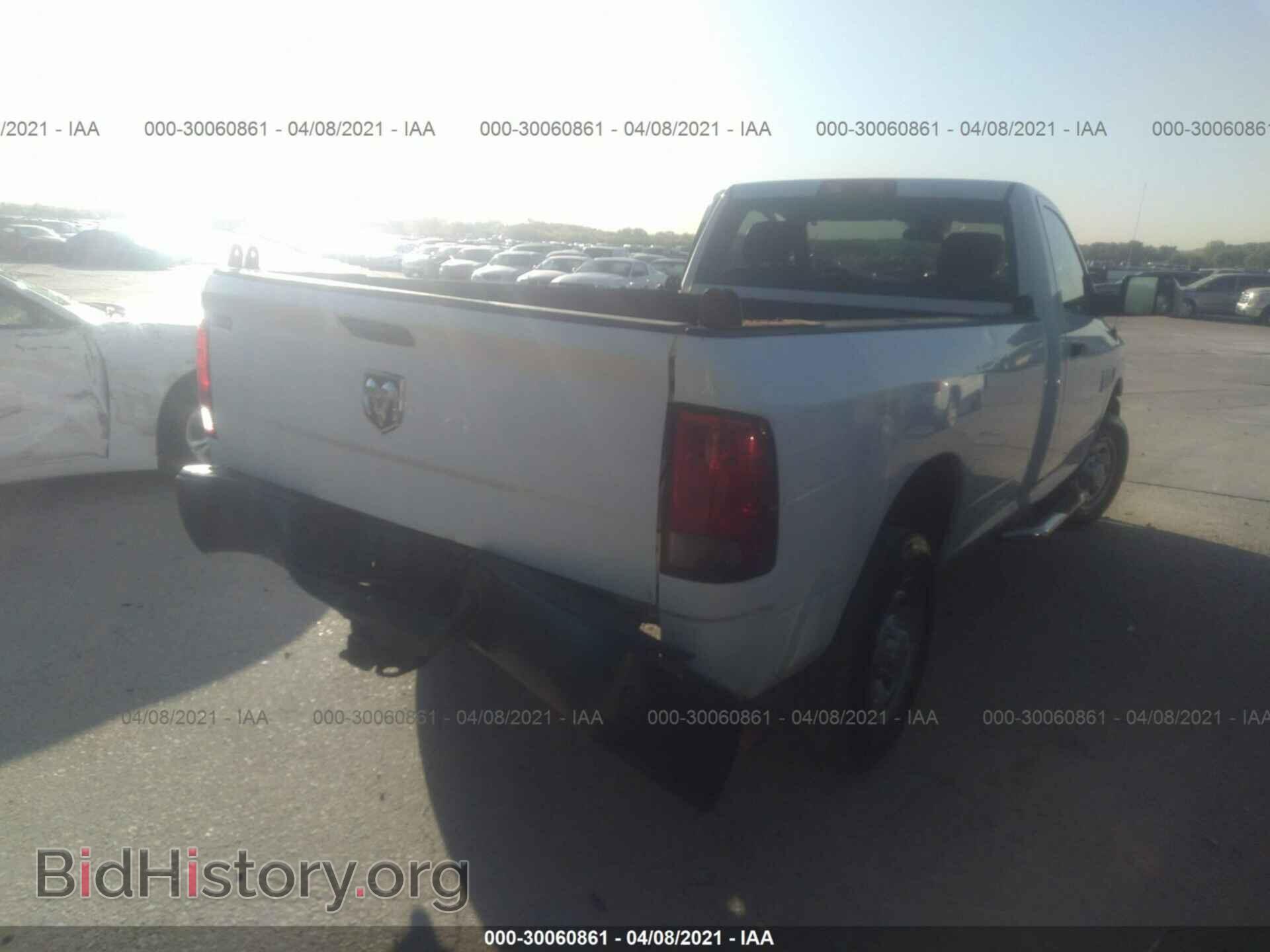 2015 RAM 2500 - VIN: 3C6MR4AL2FG591256 - Фото 4