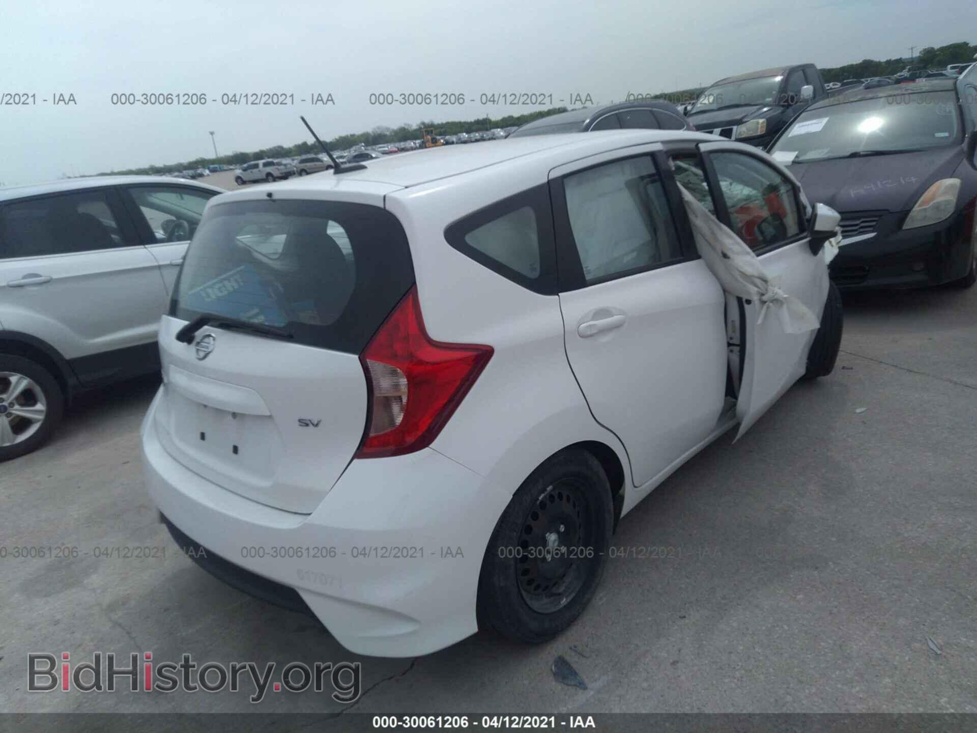 2017 NISSAN VERSA NOTE - VIN: 3N1CE2CP0HL370918 - Фото 4