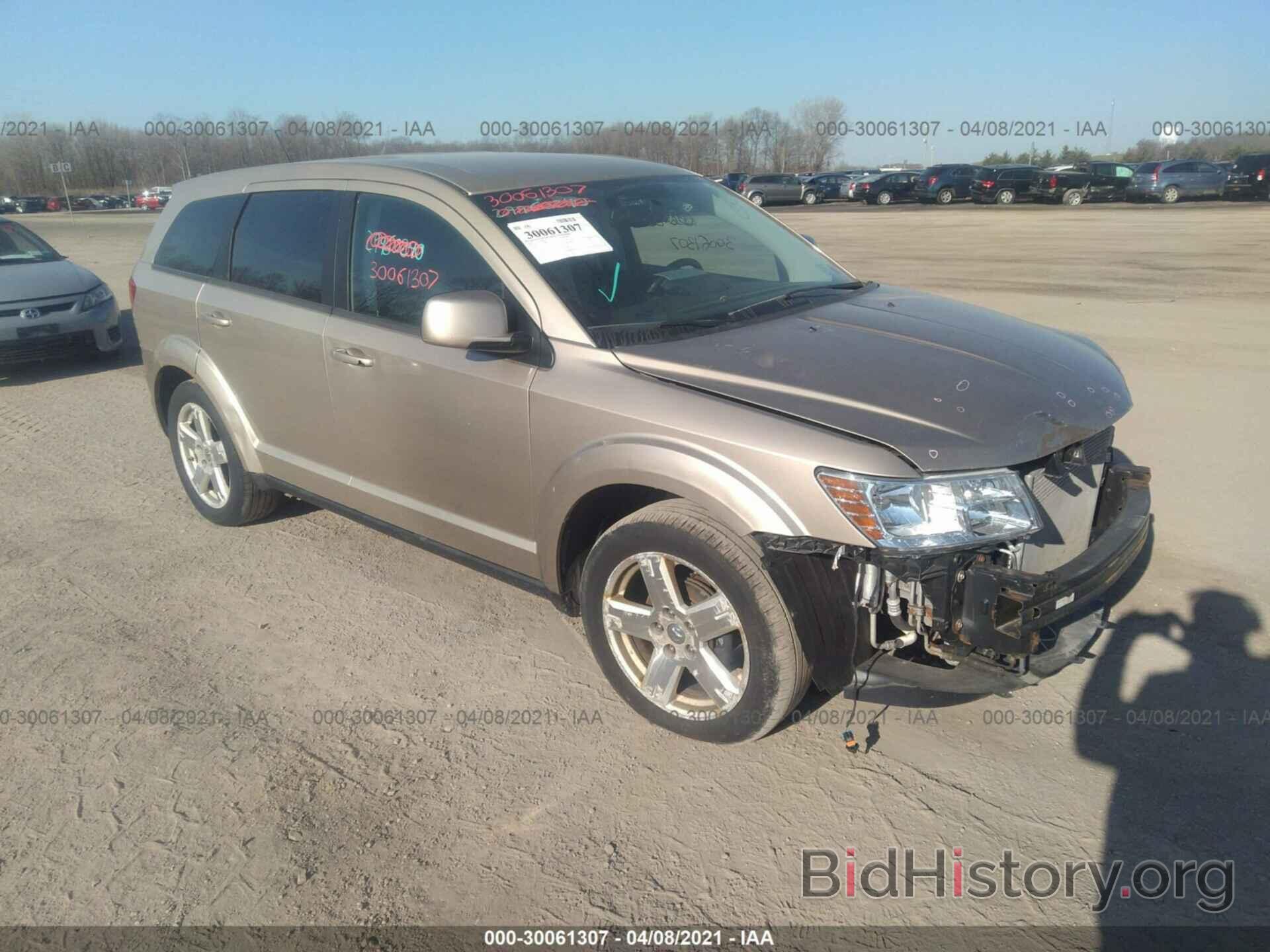 Photo 3D4GH57VX9T602395 - DODGE JOURNEY 2009