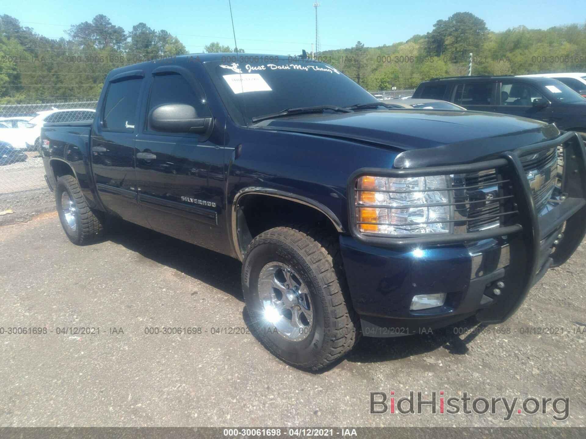 Photo 3GCPKSE35BG135433 - CHEVROLET SILVERADO 1500 2011