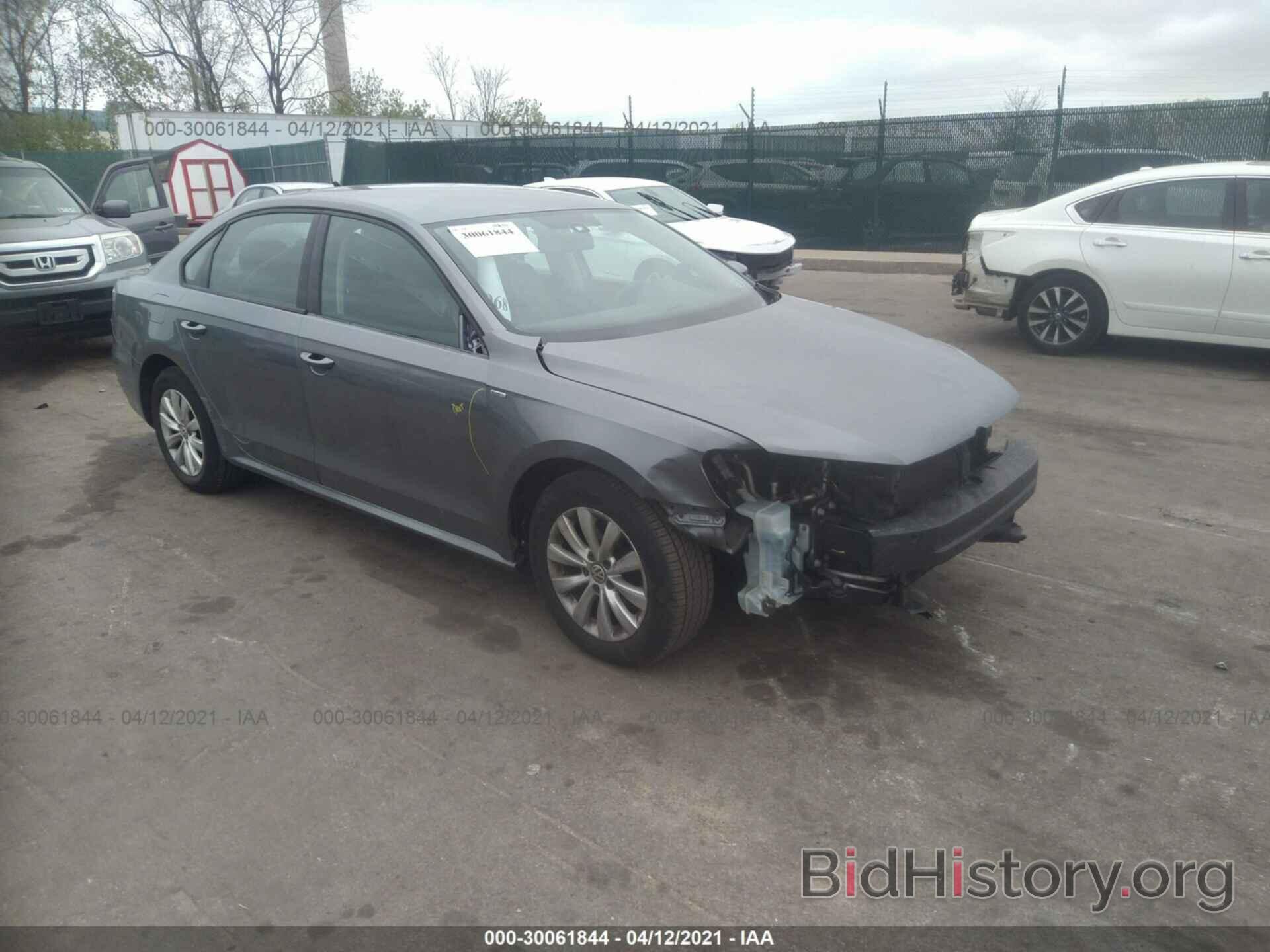 Photo 1VWAT7A3XFC035002 - VOLKSWAGEN PASSAT 2015