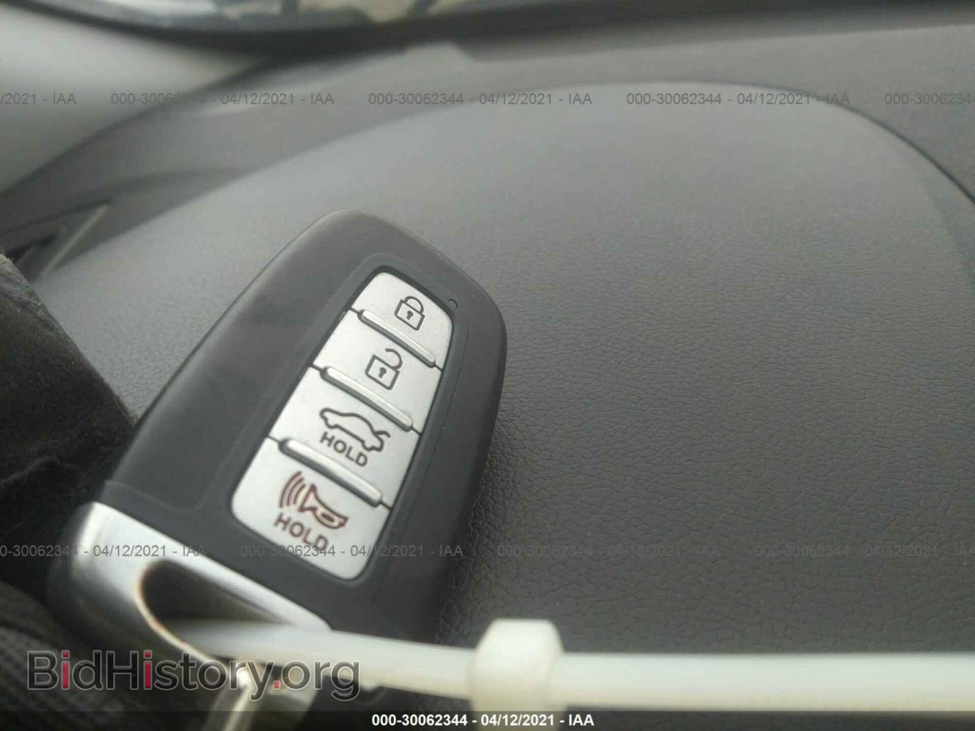 2012 HYUNDAI SONATA - VIN: KMHEC4A49CA058527 - Фото 11
