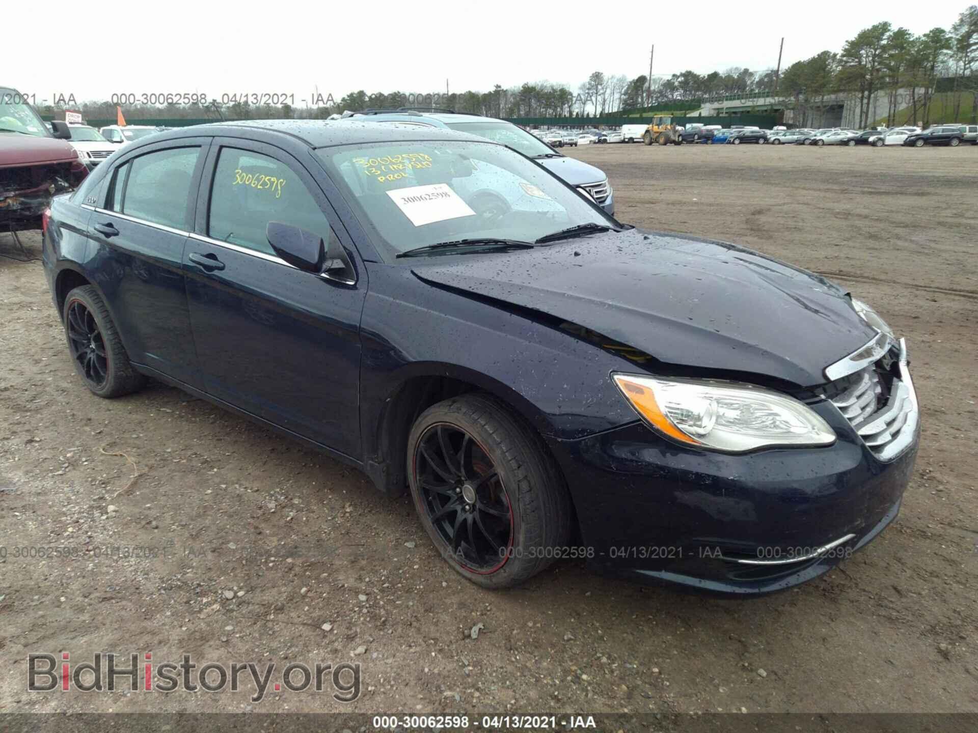 Фотография 1C3CCBAB3DN670669 - CHRYSLER 200 2013