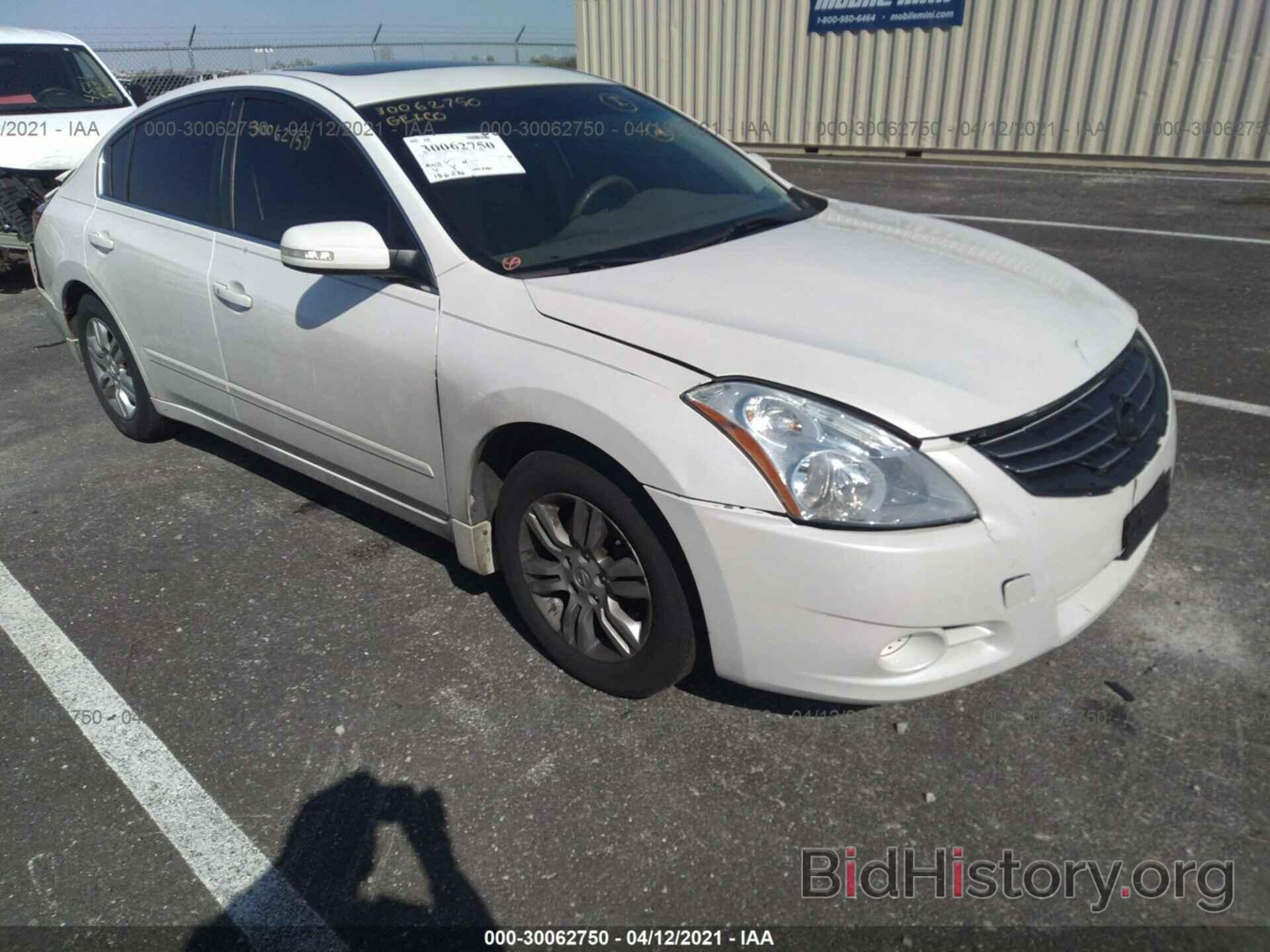 Photo 1N4AL2AP4BN439717 - NISSAN ALTIMA 2011