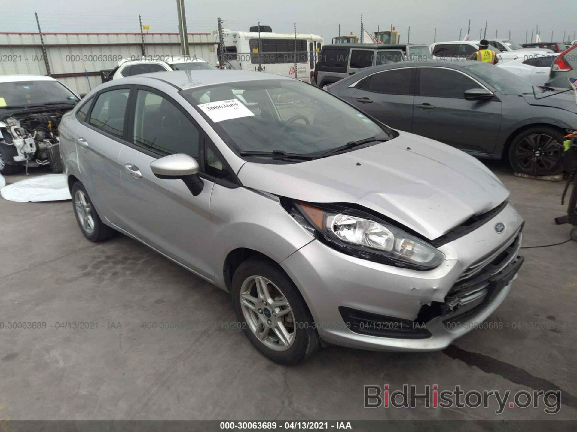 Photo 3FADP4BJ5KM144448 - FORD FIESTA 2019