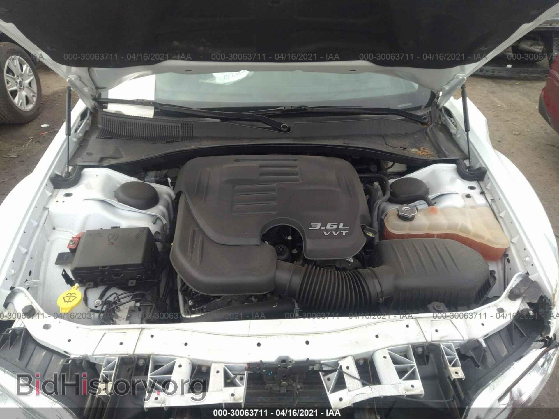 2017 CHRYSLER 300 - VIN: 2C3CCAEG2HH564714 - Фото 10
