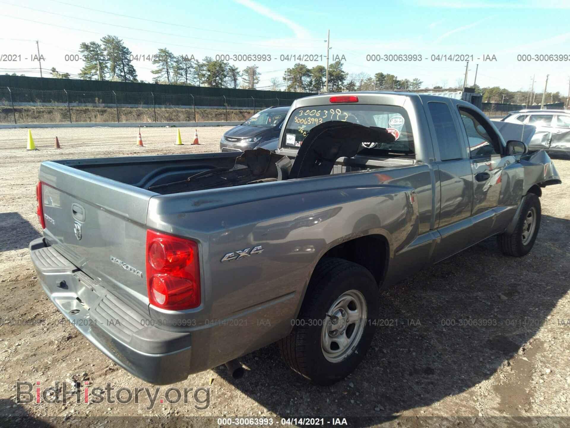 2011 RAM DAKOTA - VIN: 1D7RW2BK8BS598710 - Фото 4