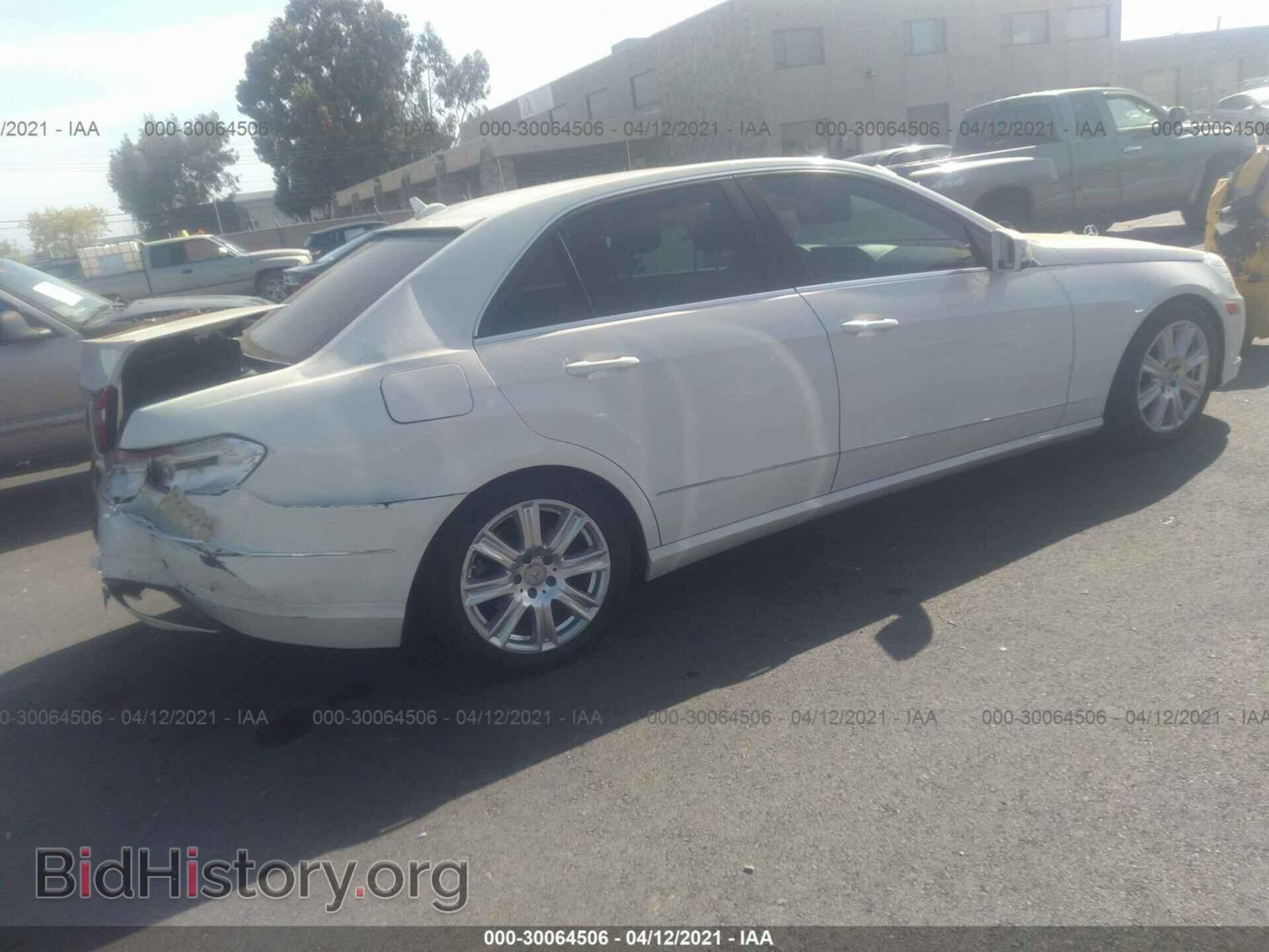 2012 MERCEDES-BENZ E-CLASS - VIN: WDDHF5KB0CA567018 - Фото 4