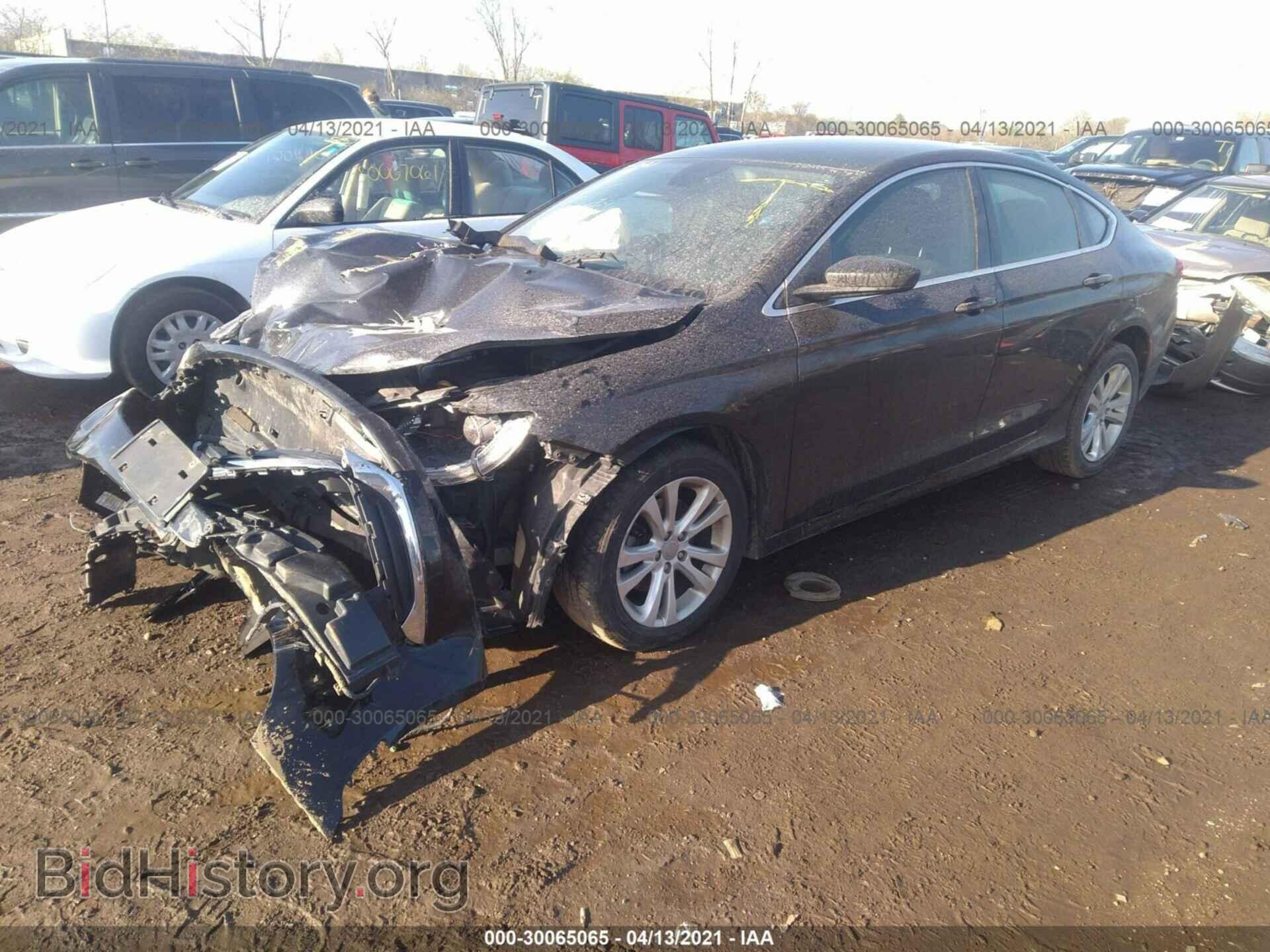 2015 CHRYSLER 200 - VIN: 1C3CCCAB0FN528174 - Фото 2