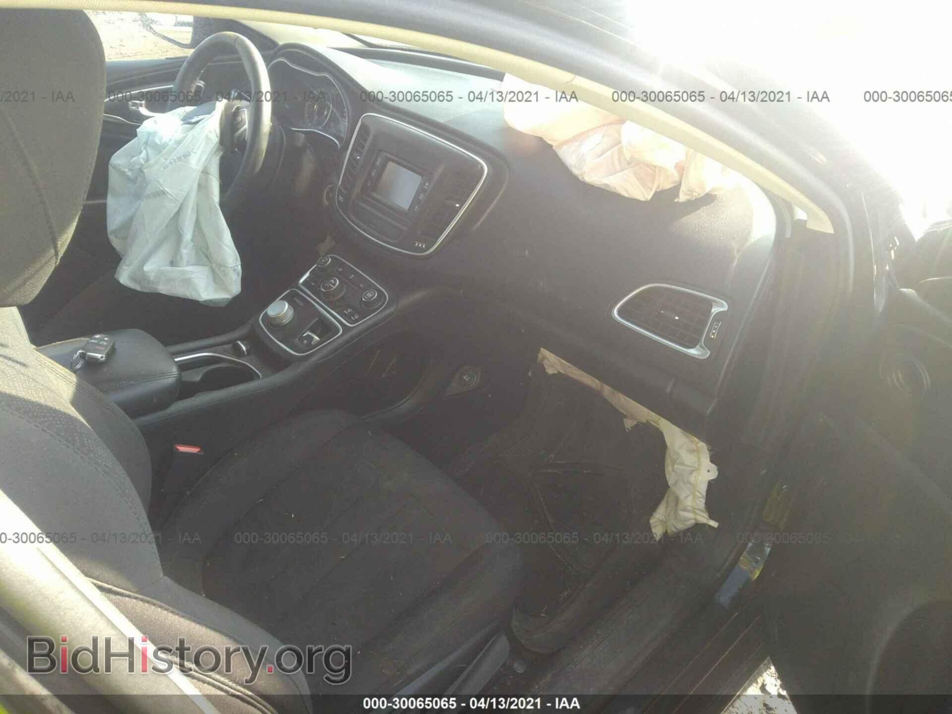 2015 CHRYSLER 200 - VIN: 1C3CCCAB0FN528174 - Фото 5