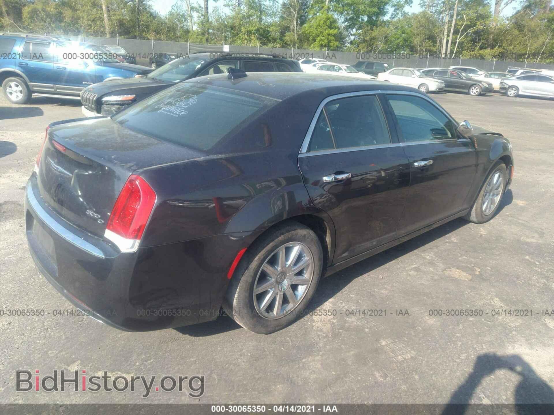 2016 CHRYSLER 300 - VIN: 2C3CCAEGXGH128255 - Фото 4
