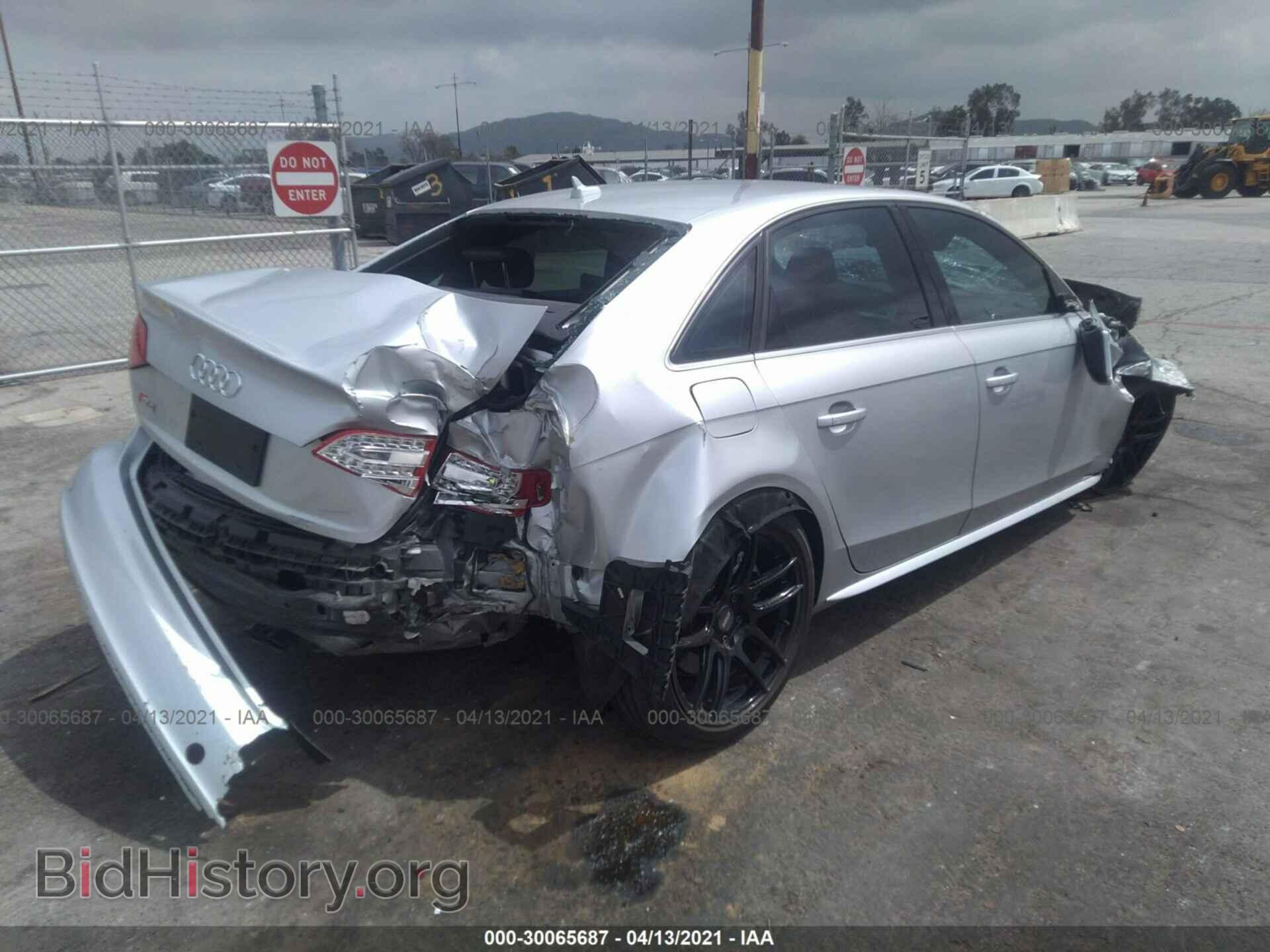 2010 AUDI S4 - VIN: WAUBGAFL9AA095887 - Фото 4