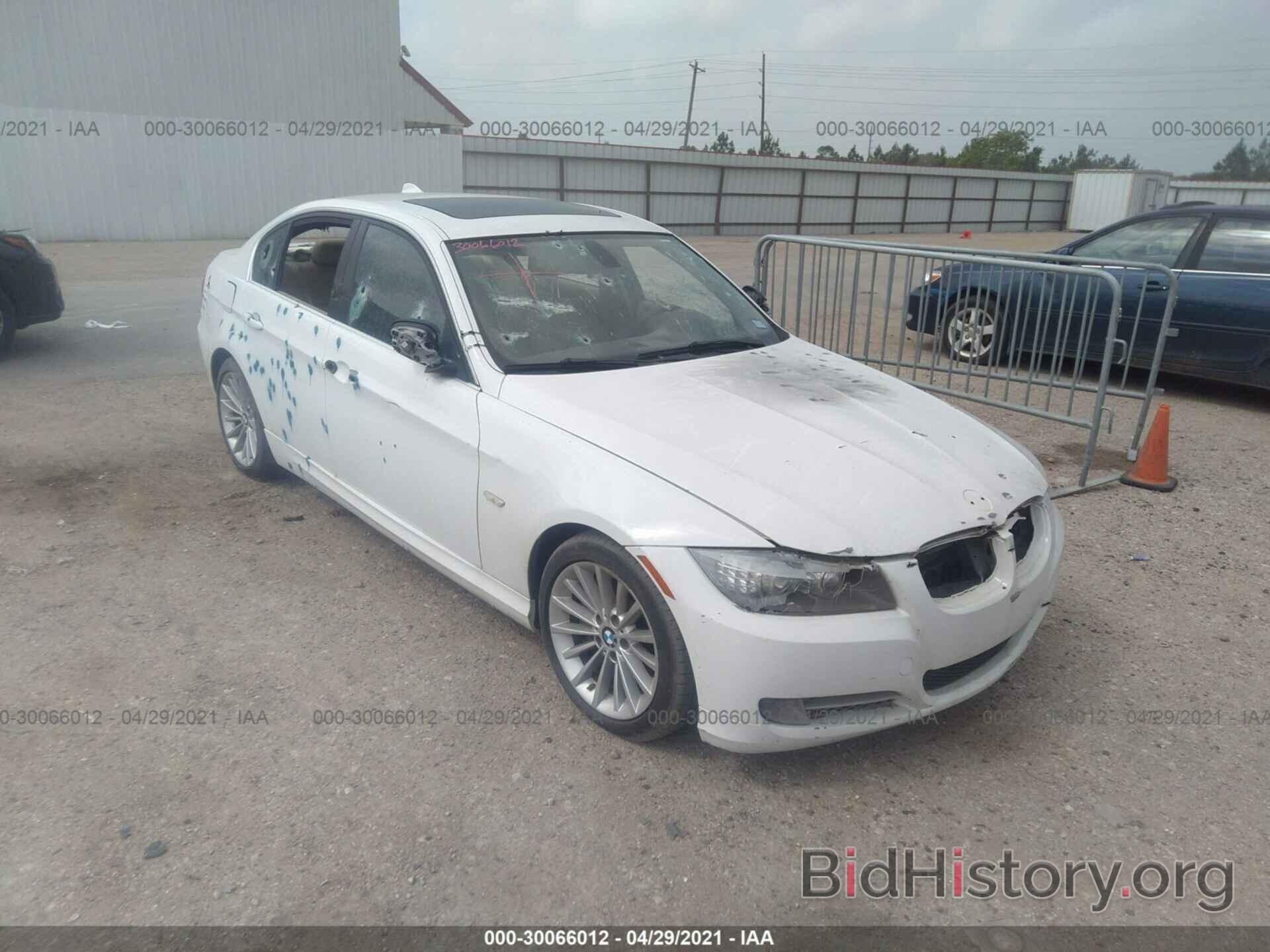 Photo WBAPN7C50AA778663 - BMW 3 SERIES 2010