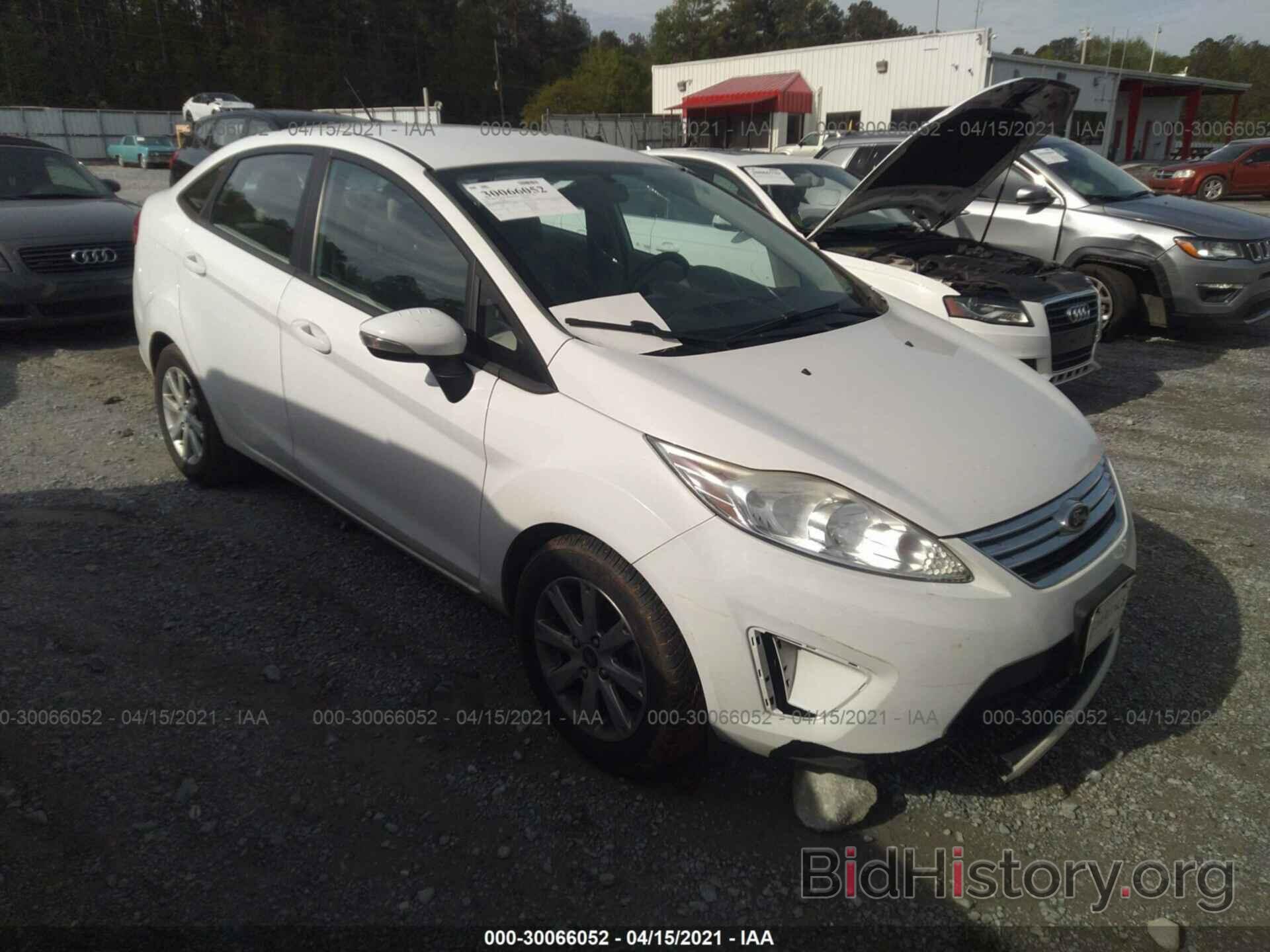 Photo 3FADP4BJ6DM174593 - FORD FIESTA 2013