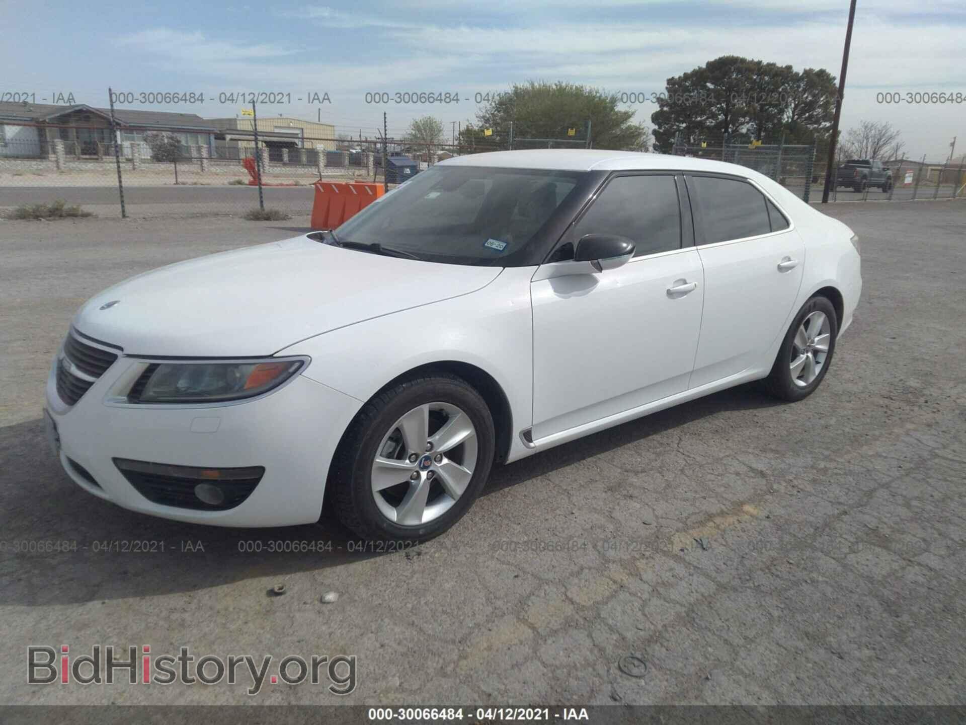 2011 SAAB 9-5 - VIN: YS3GN4AR3B4003077 - Фото 2