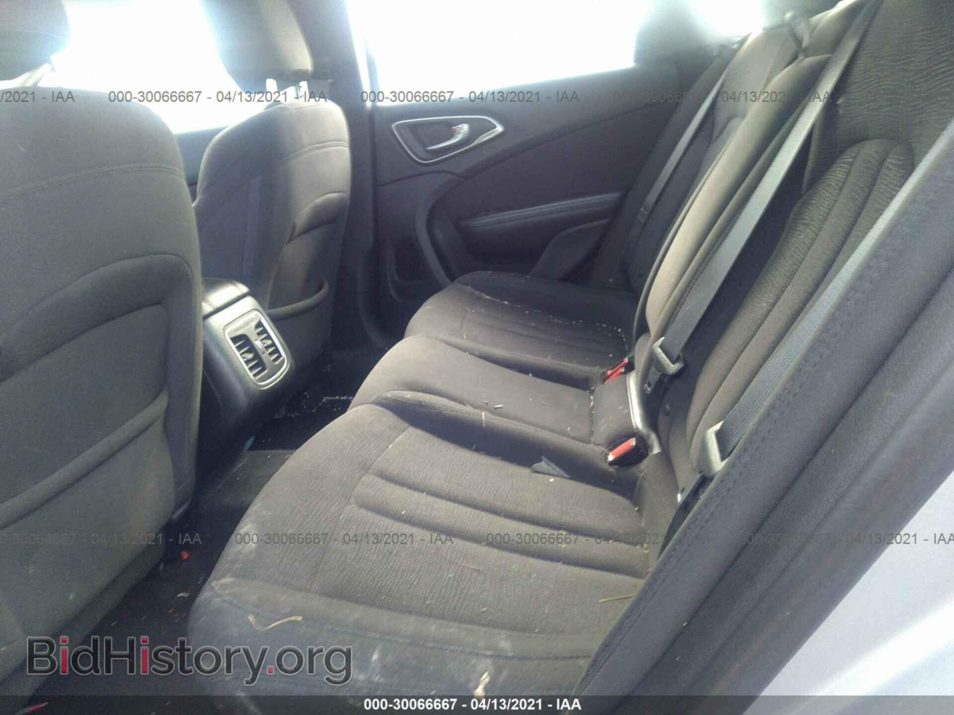 2015 CHRYSLER 200 - VIN: 1C3CCCAB5FN558514 - Фото 8