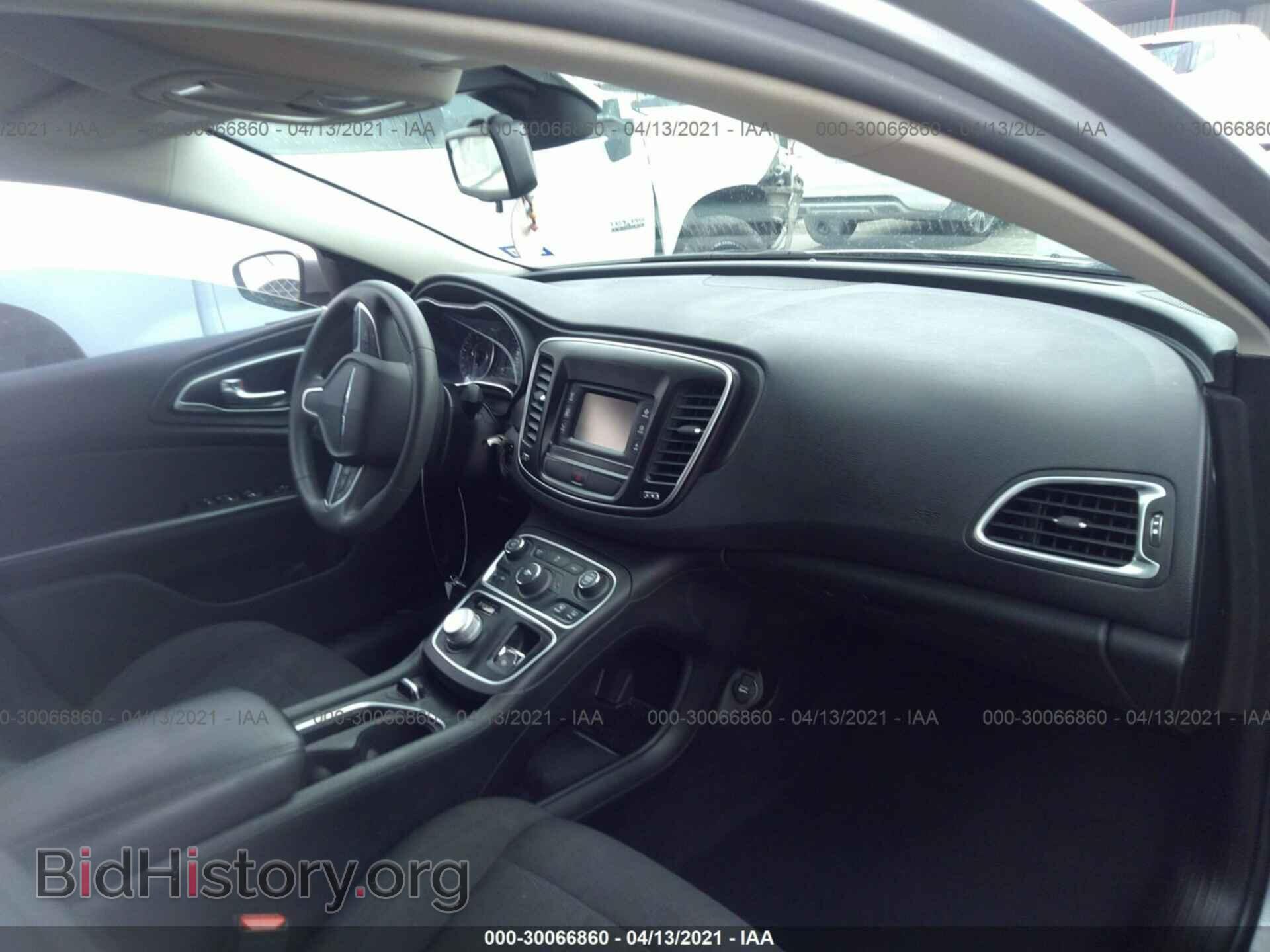 2015 CHRYSLER 200 - VIN: 1C3CCCAB2FN653631 - Photo 5