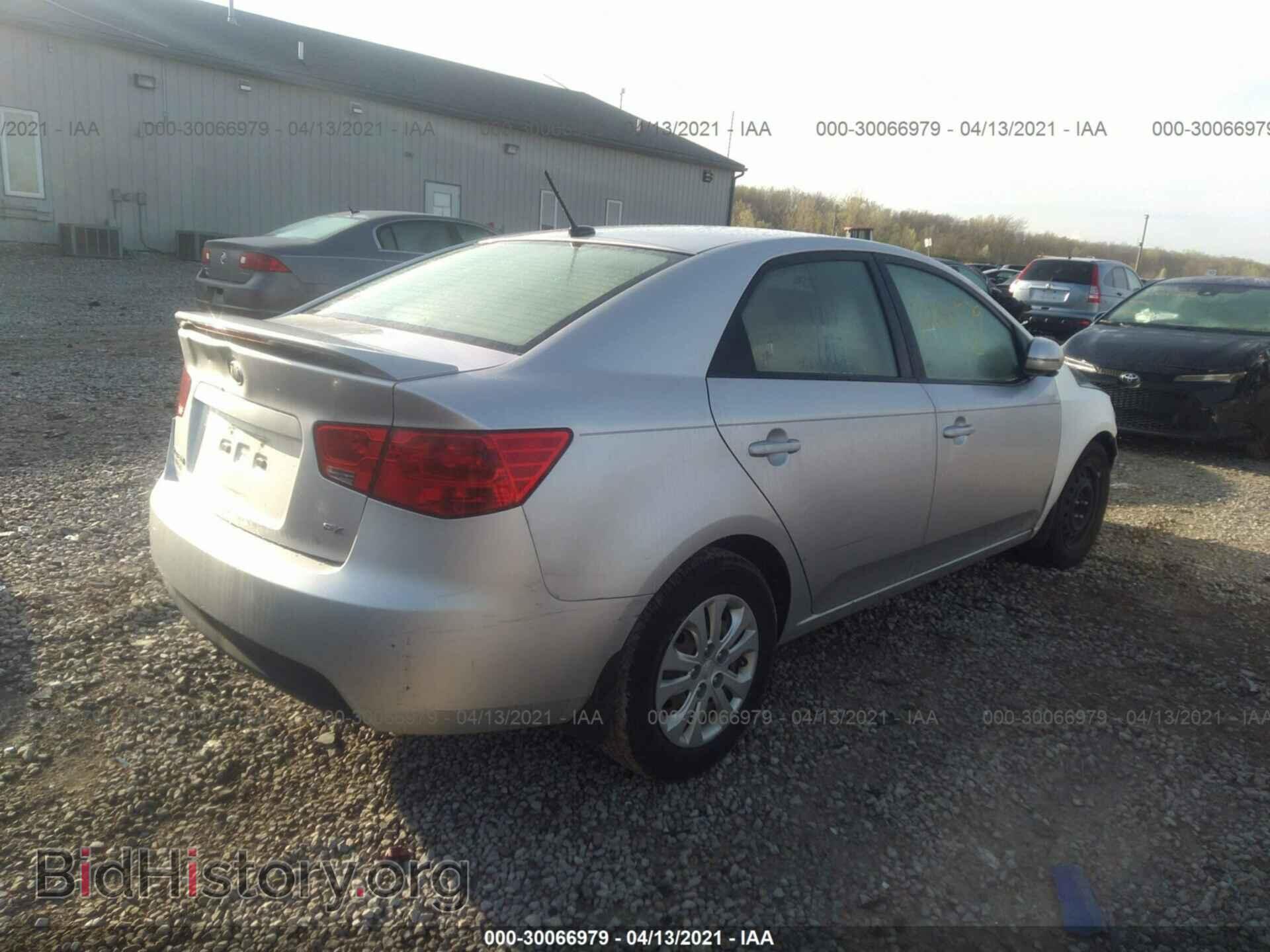 2013 KIA FORTE - VIN: KNAFU4A28D5657883 - Фото 4
