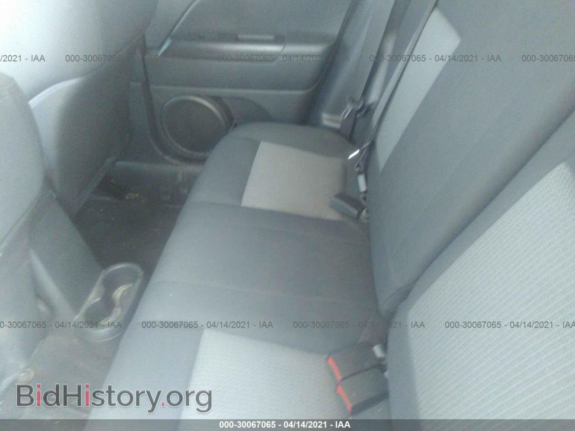 2009 JEEP COMPASS - VIN: 1J4FT47B09D189376 - Фото 8