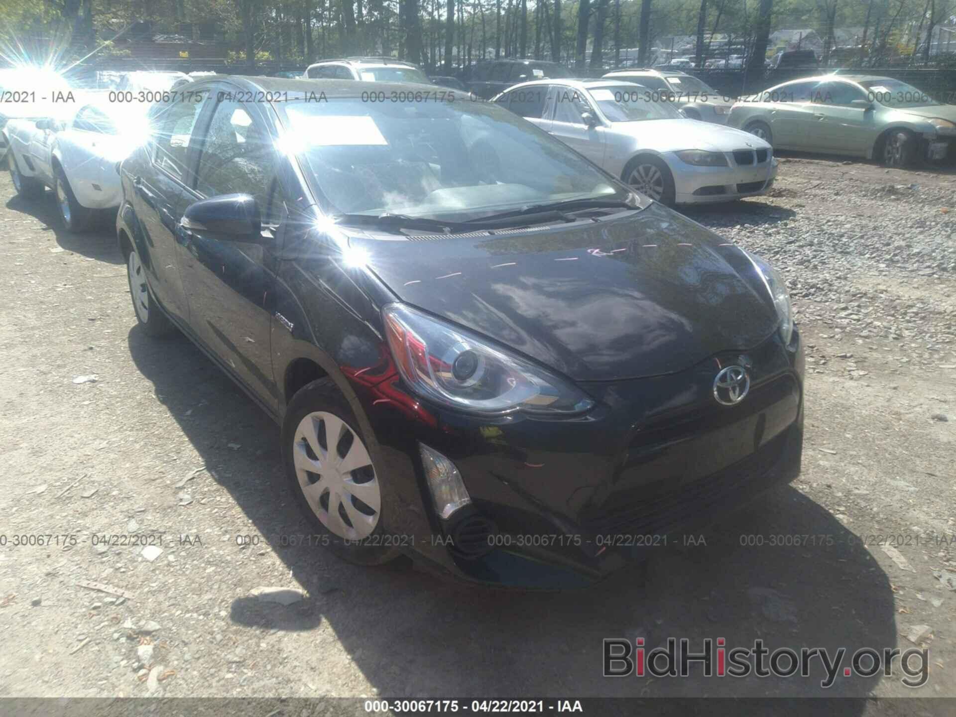 Photo JTDKDTB31F1108717 - TOYOTA PRIUS C 2015