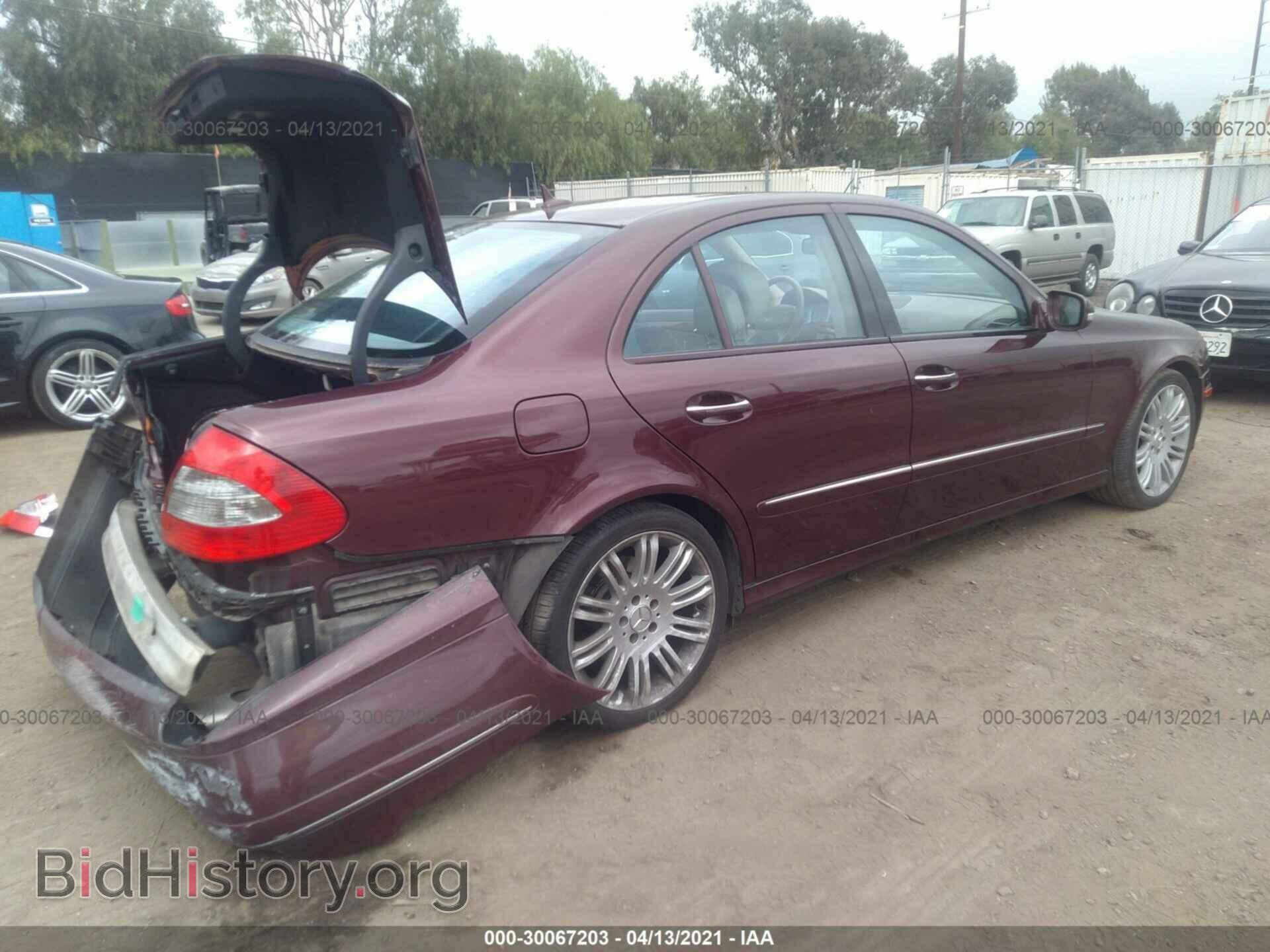 2007 MERCEDES-BENZ E-CLASS - VIN: WDBUF56X77B183198 - Фото 4
