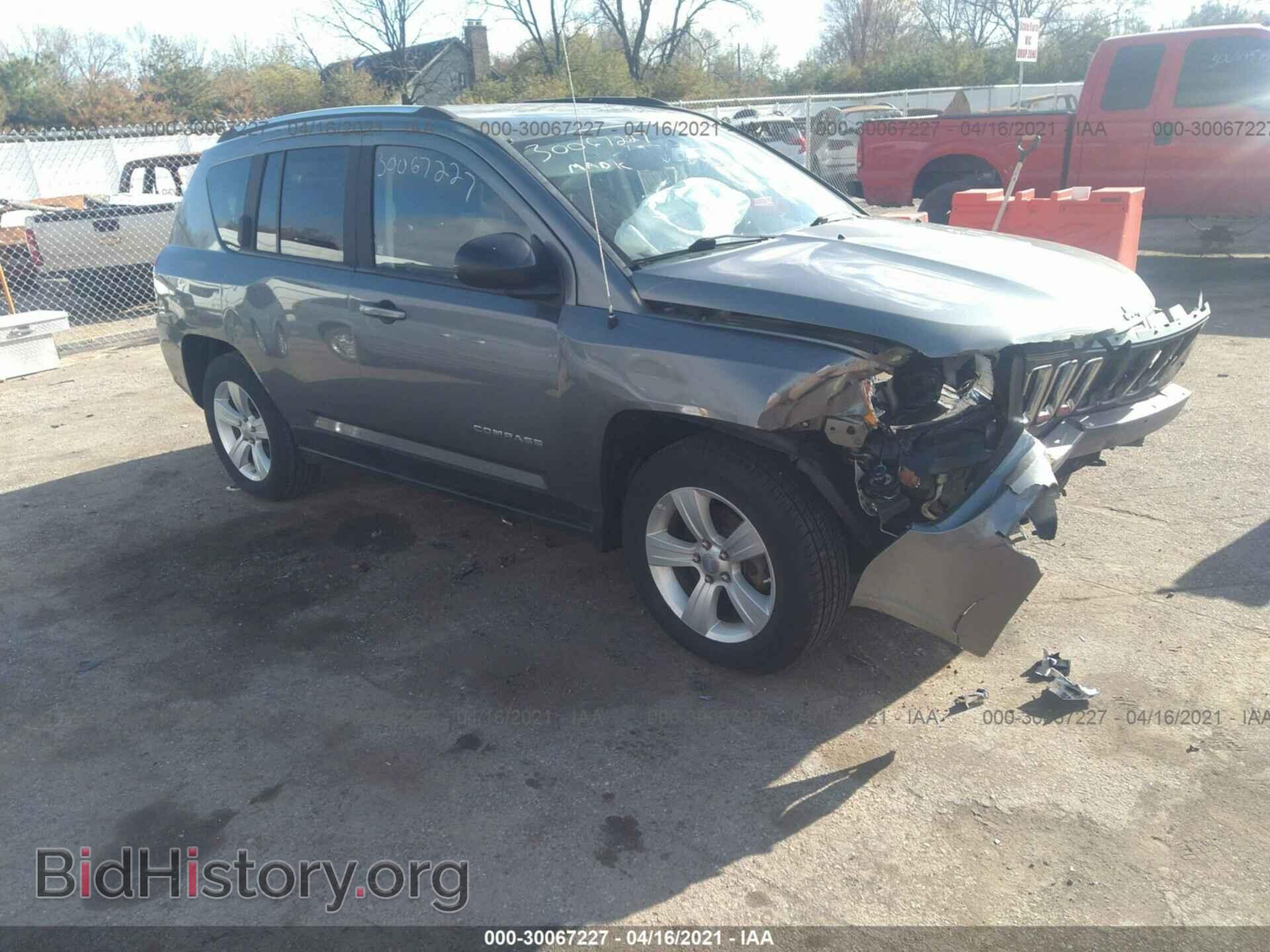 Фотография 1C4NJDEB4CD551971 - JEEP COMPASS 2012