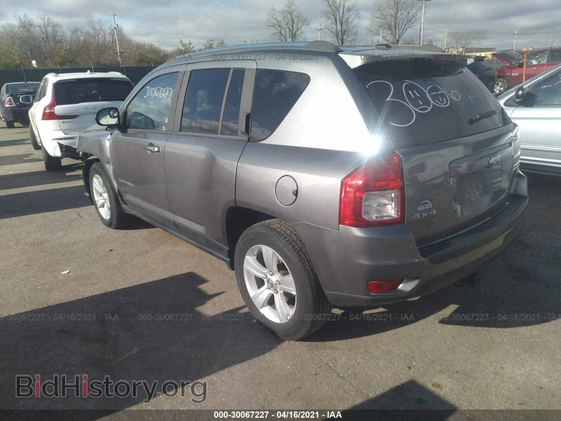 2012 JEEP COMPASS - VIN: 1C4NJDEB4CD551971 - Фото 3