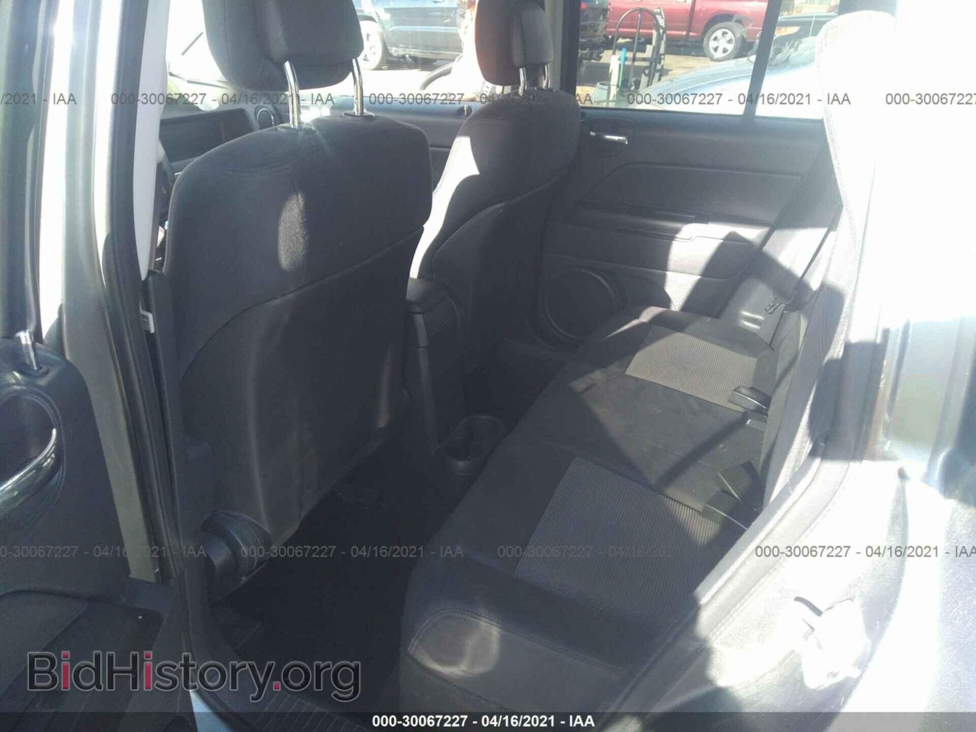 2012 JEEP COMPASS - VIN: 1C4NJDEB4CD551971 - Фото 8