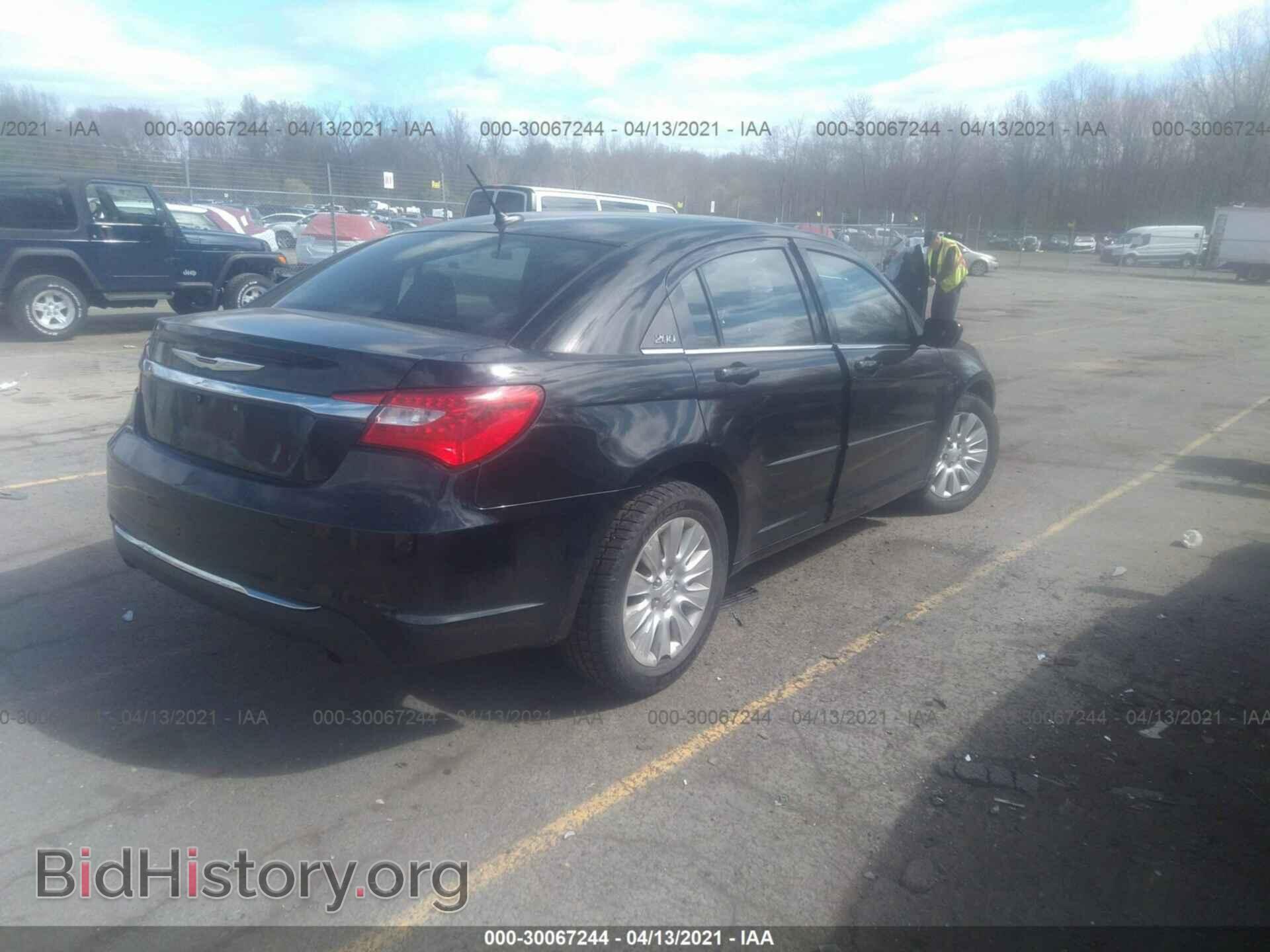 2012 CHRYSLER 200 - VIN: 1C3CCBAB3CN217182 - Фото 4