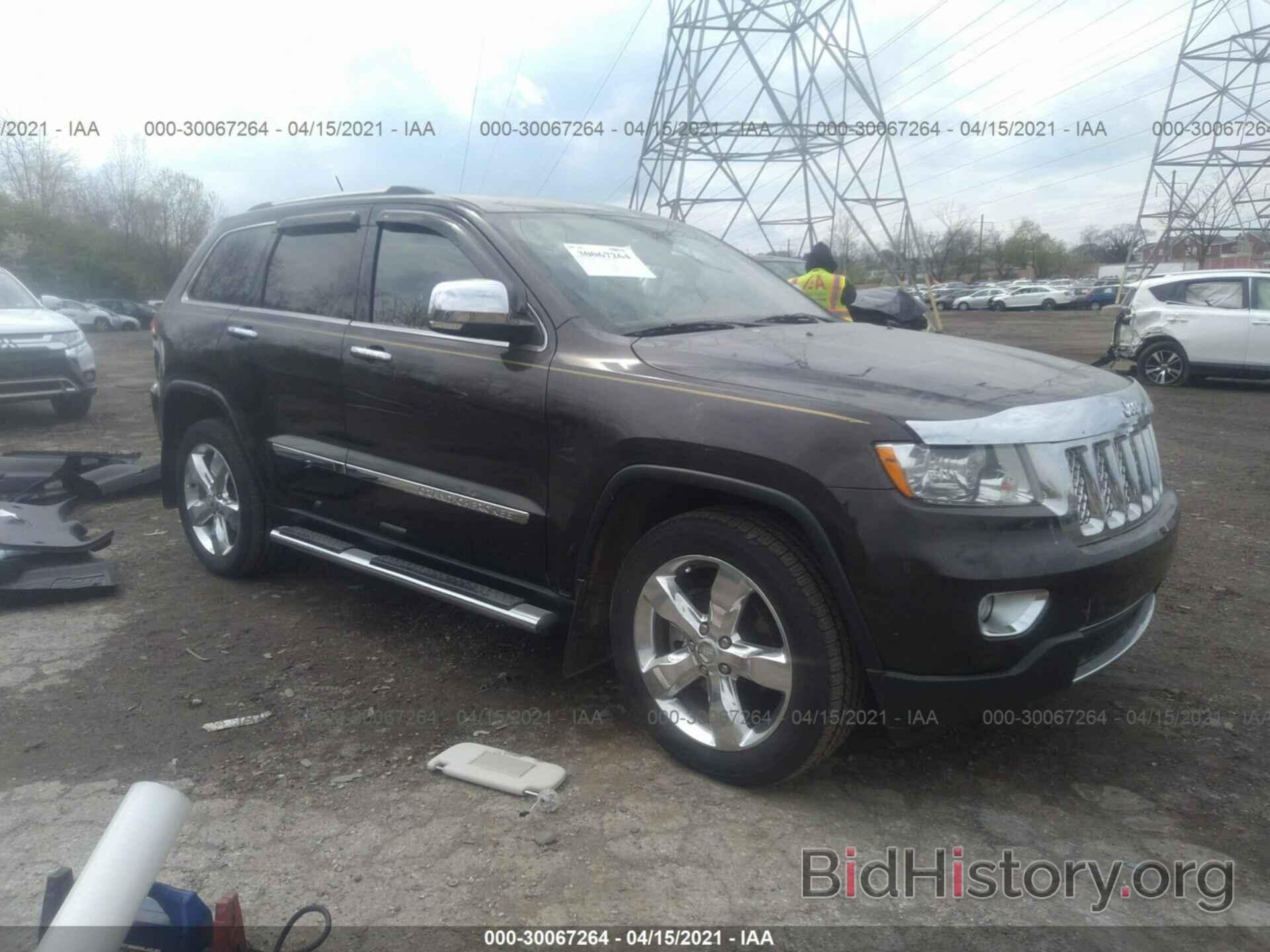 Photo 1J4RR6GG4BC703941 - JEEP GRAND CHEROKEE 2011