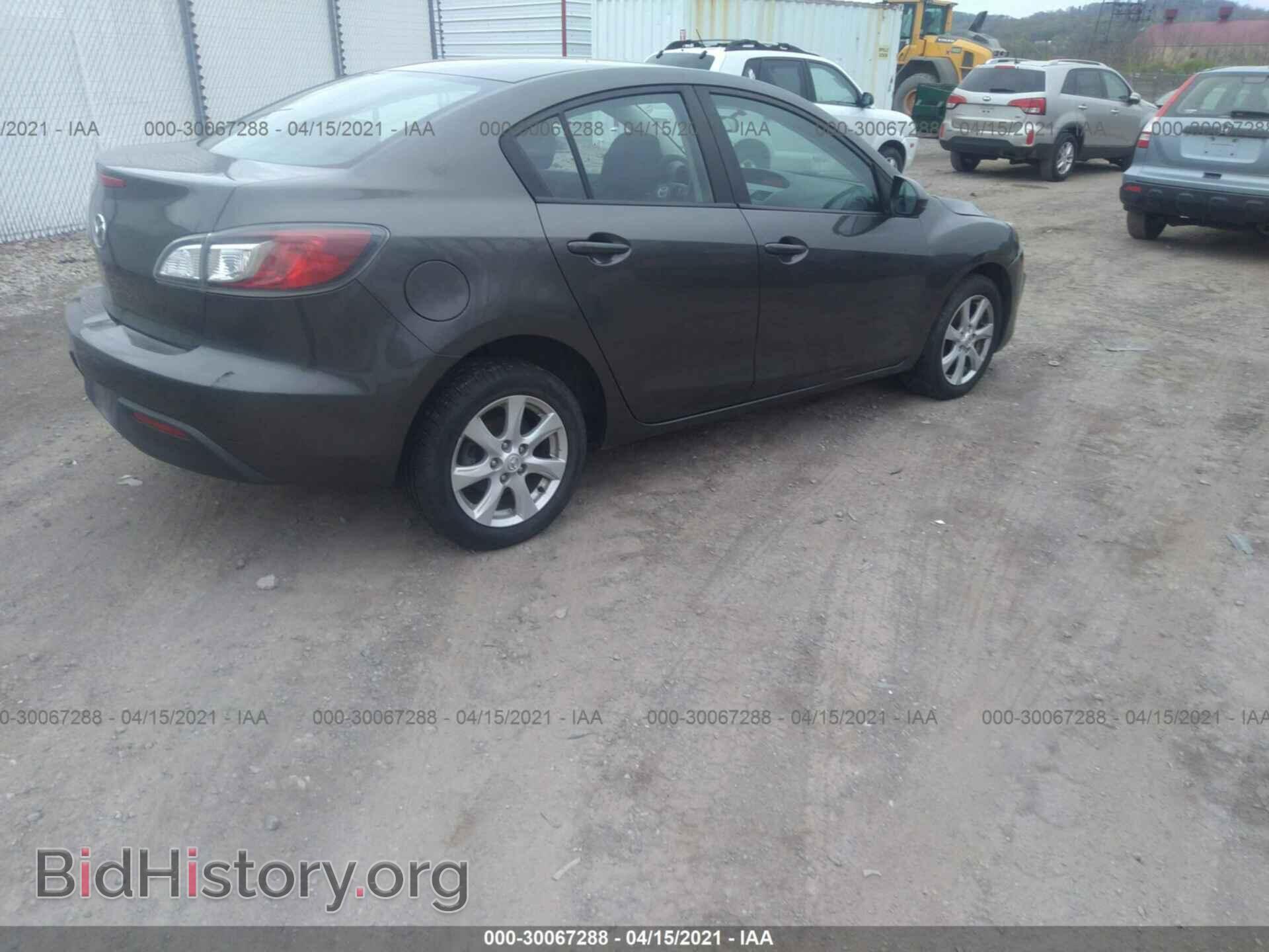 2010 MAZDA MAZDA3 - VIN: JM1BL1SG9A1302866 - Фото 4