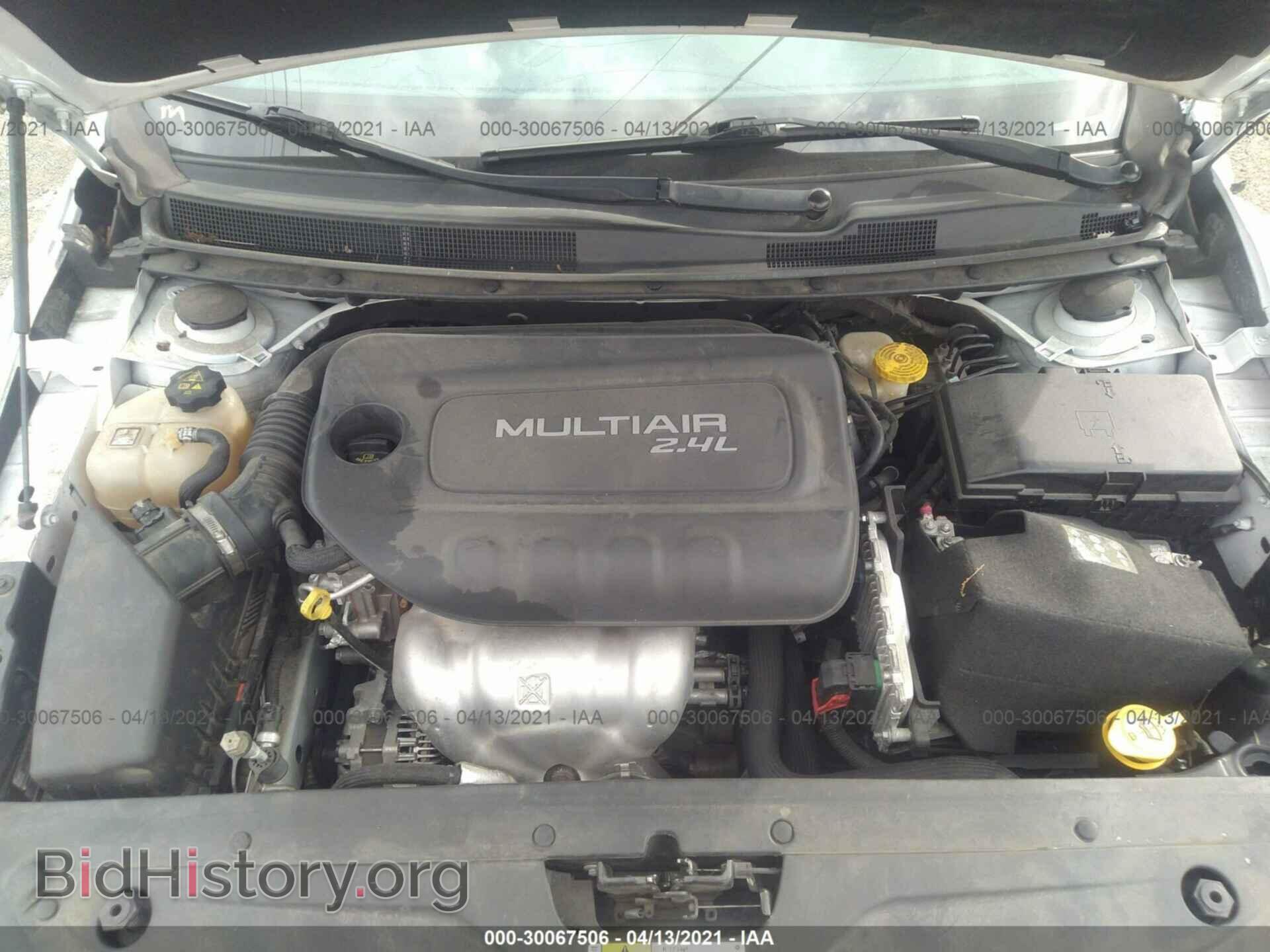 2016 CHRYSLER 200 - VIN: 1C3CCCAB6GN166692 - Photo 10