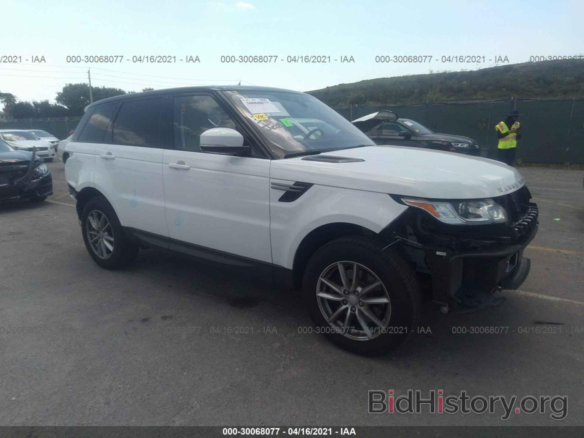 Photo SALWG2FV5HA680349 - LAND ROVER RANGE ROVER SPORT 2017