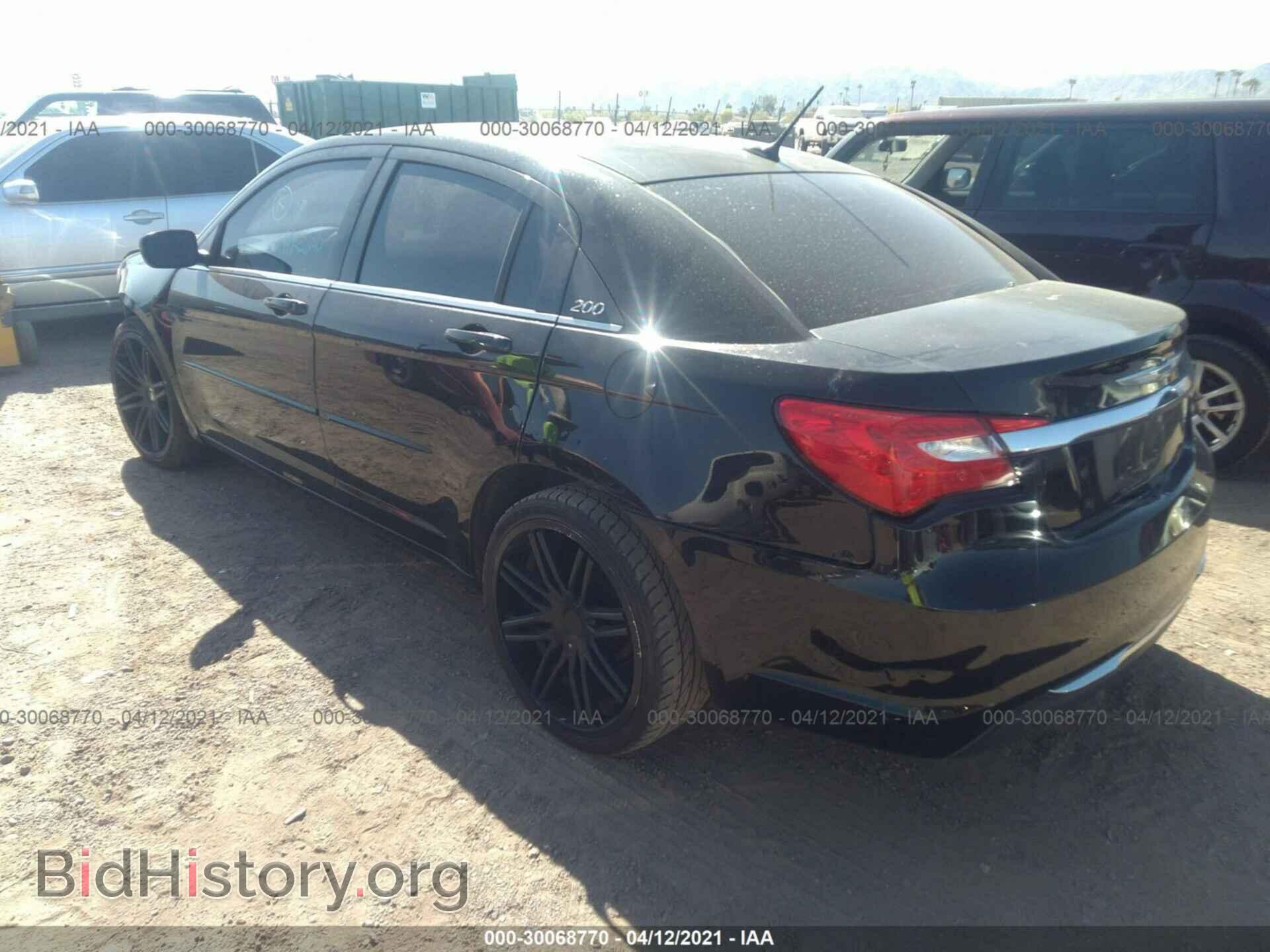 2012 CHRYSLER 200 - VIN: 1C3CCBAB2CN202091 - Фото 3