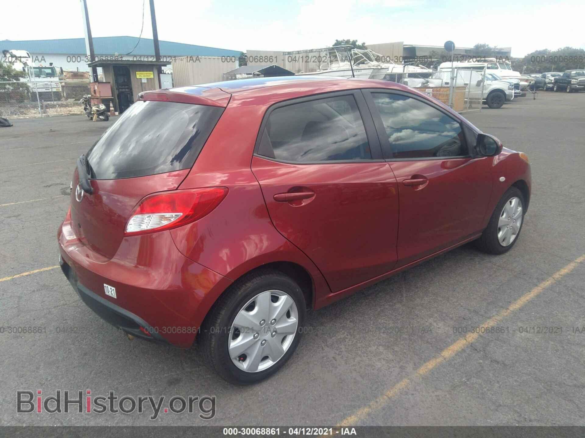 2014 MAZDA MAZDA2 - VIN: JM1DE1KY9E0181537 - Фото 4