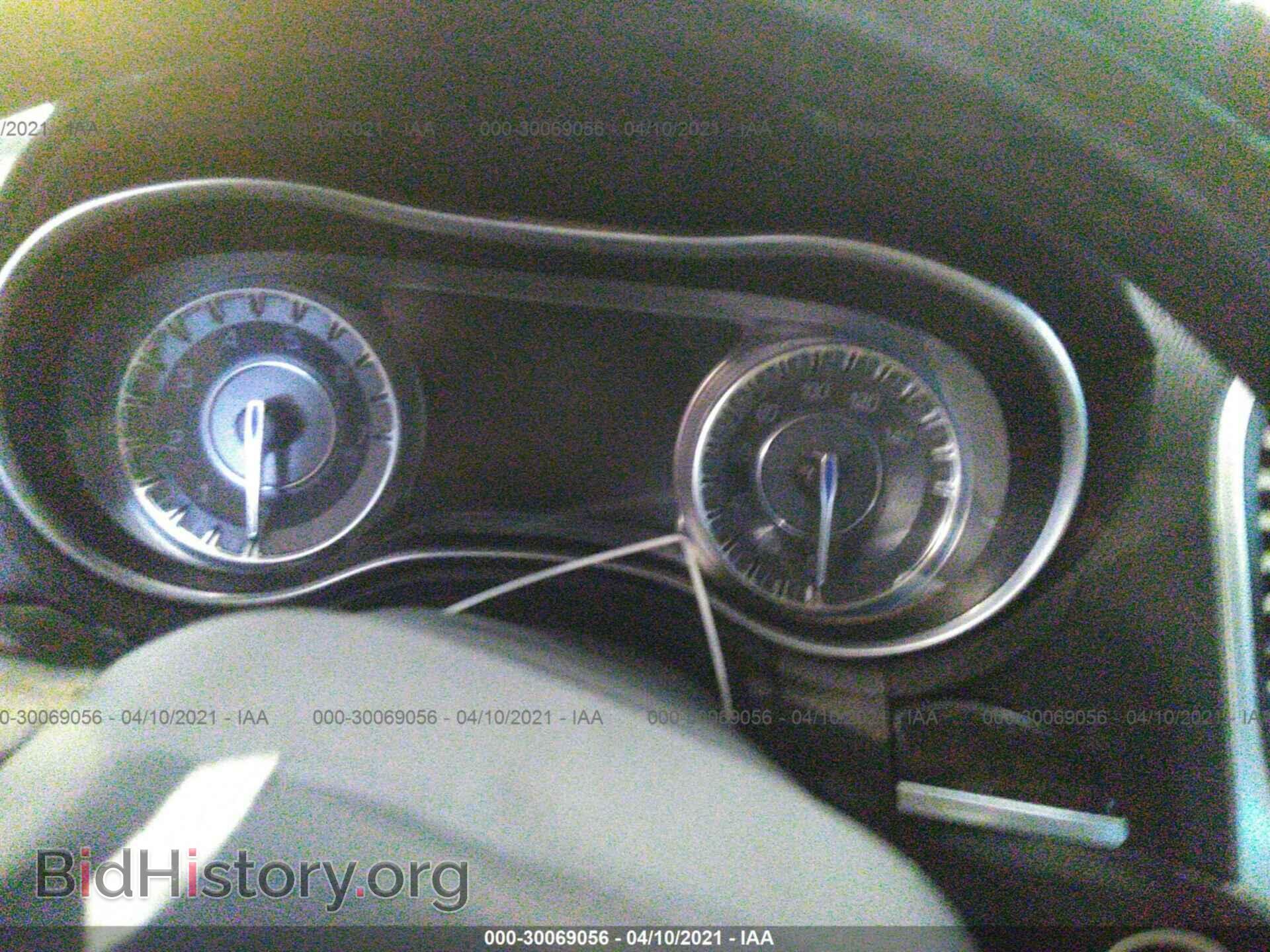 2017 CHRYSLER 300 - VIN: 2C3CCAET4HH512109 - Фото 7